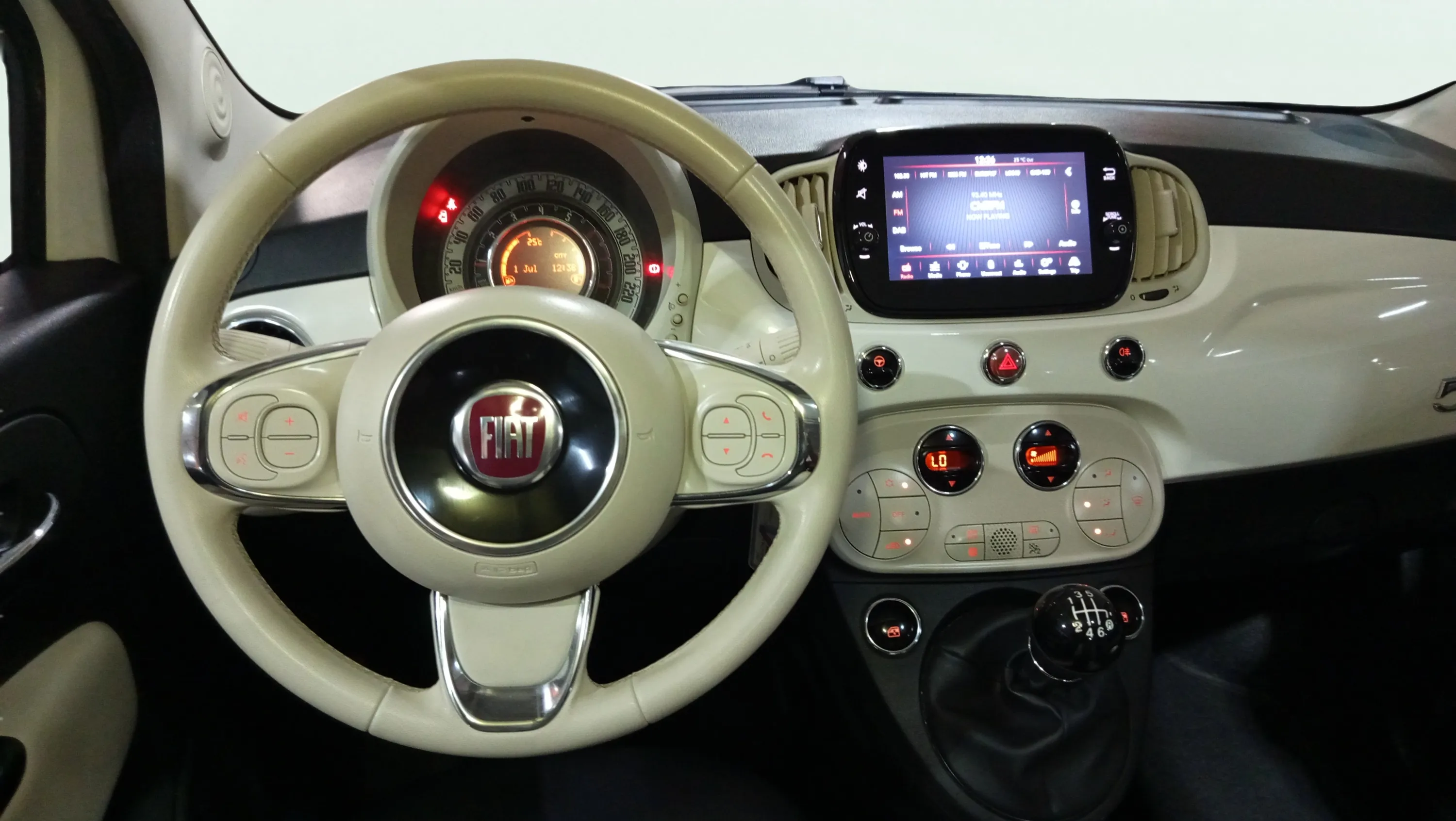 Fiat 500 Dolcevita 1.0 Hybrid - foto 11