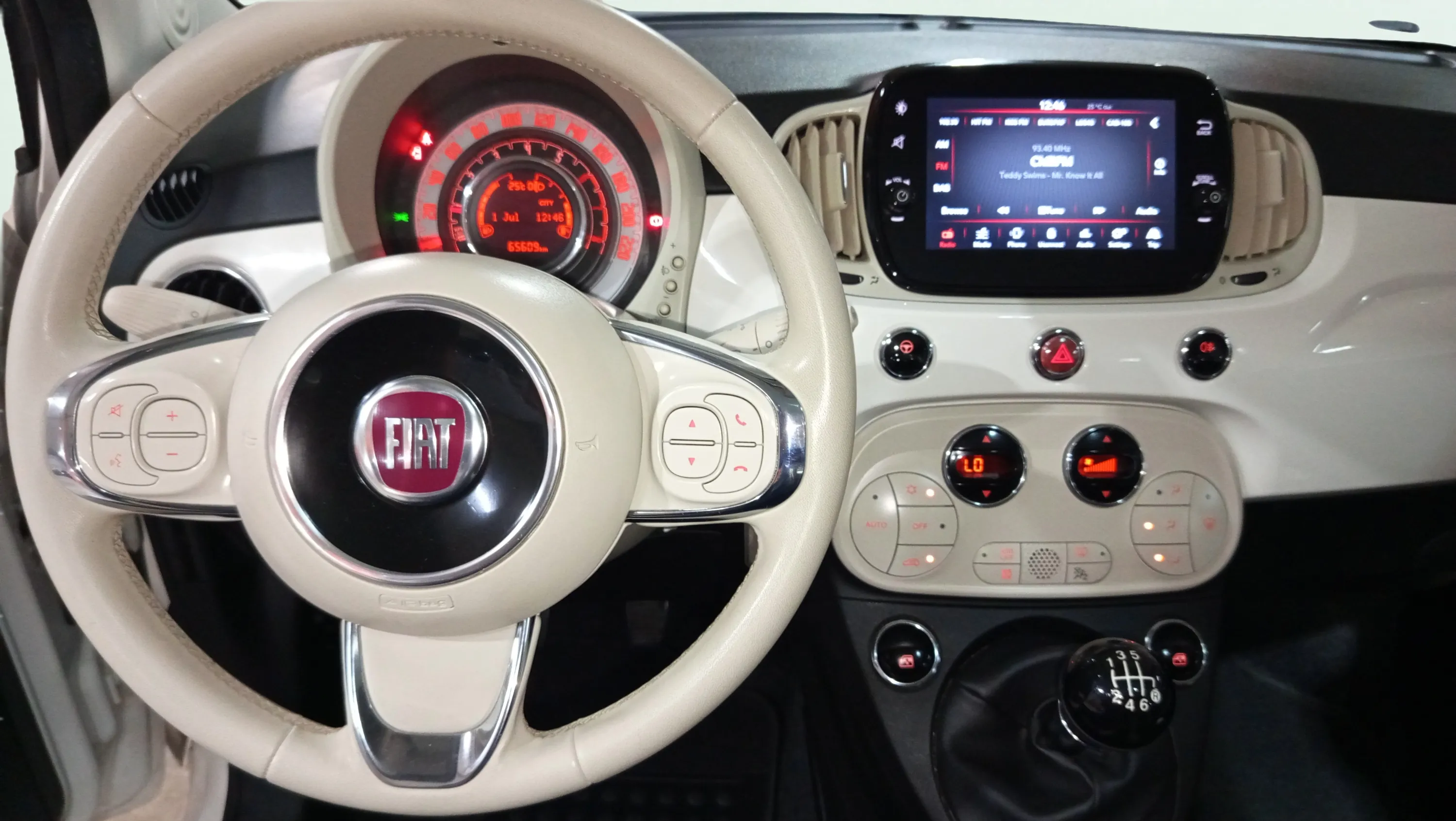 Fiat 500 Dolcevita 1.0 Hybrid - foto 21