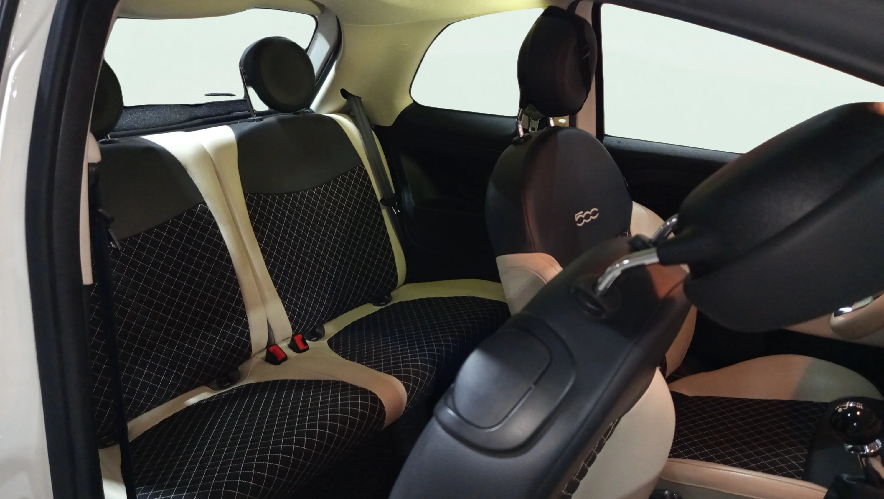 Fiat 500 Dolcevita 1.0 Hybrid - foto 14