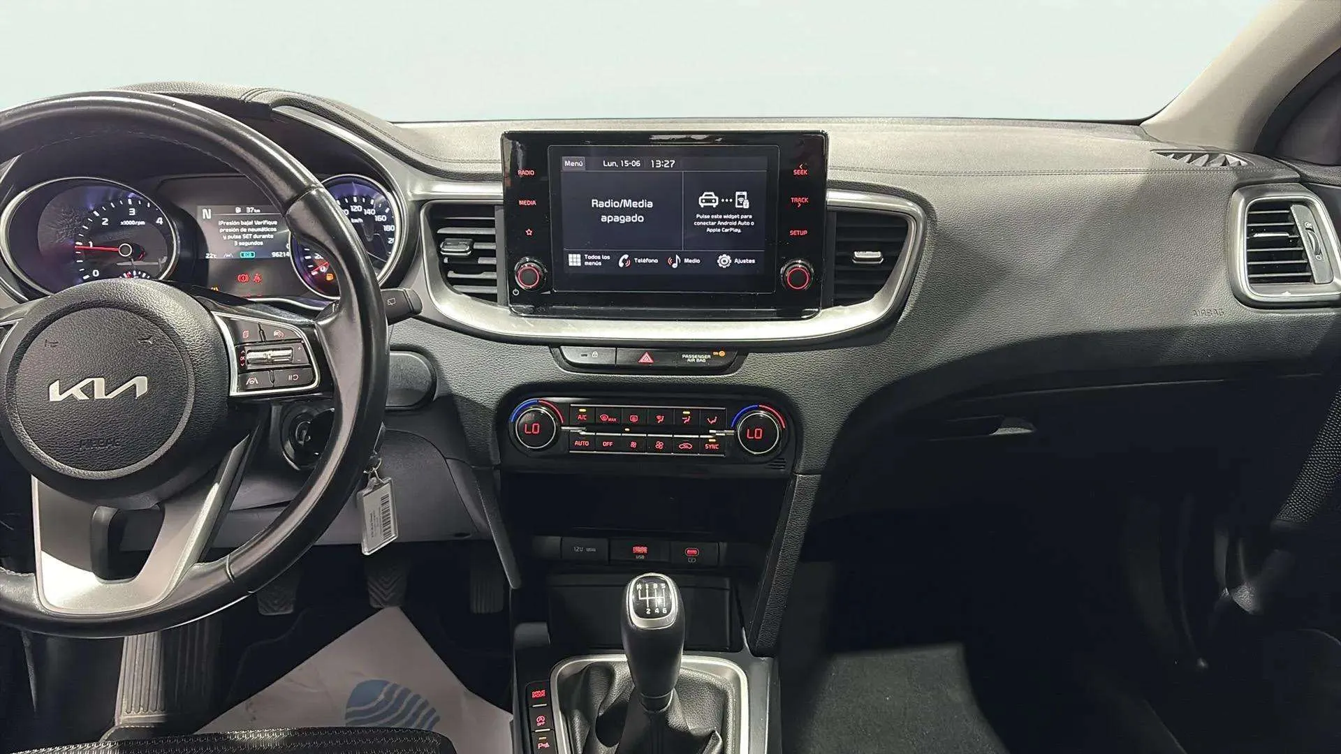 Kia Ceed 1.6 MHEV iMT Drive - foto 7