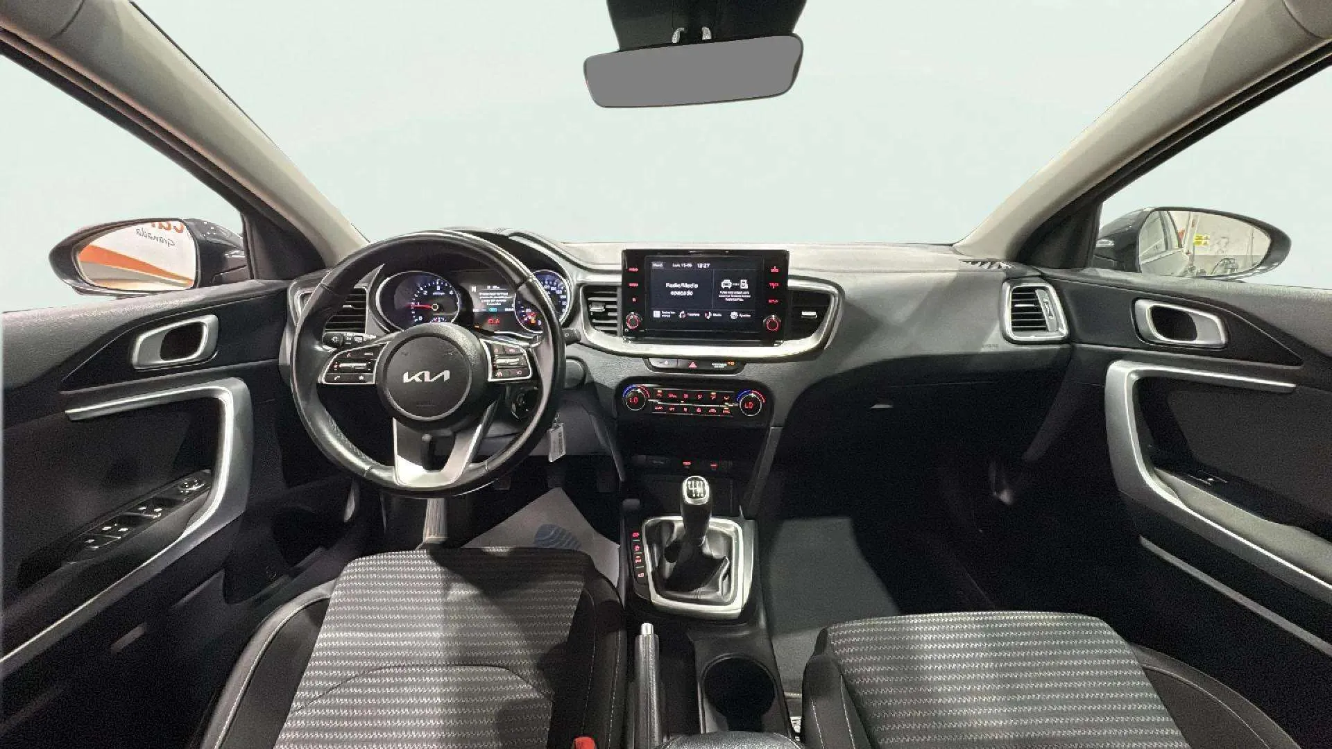 Kia Ceed 1.6 MHEV iMT Drive - foto 6