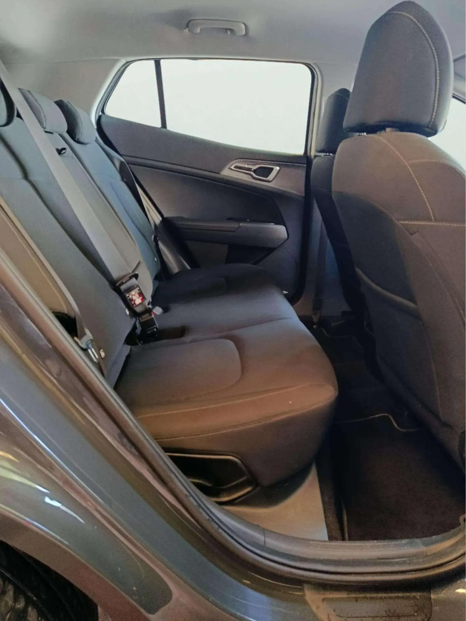 Kia Sportage 1.6 CRDi MHEV Drive 4x2 - foto 9