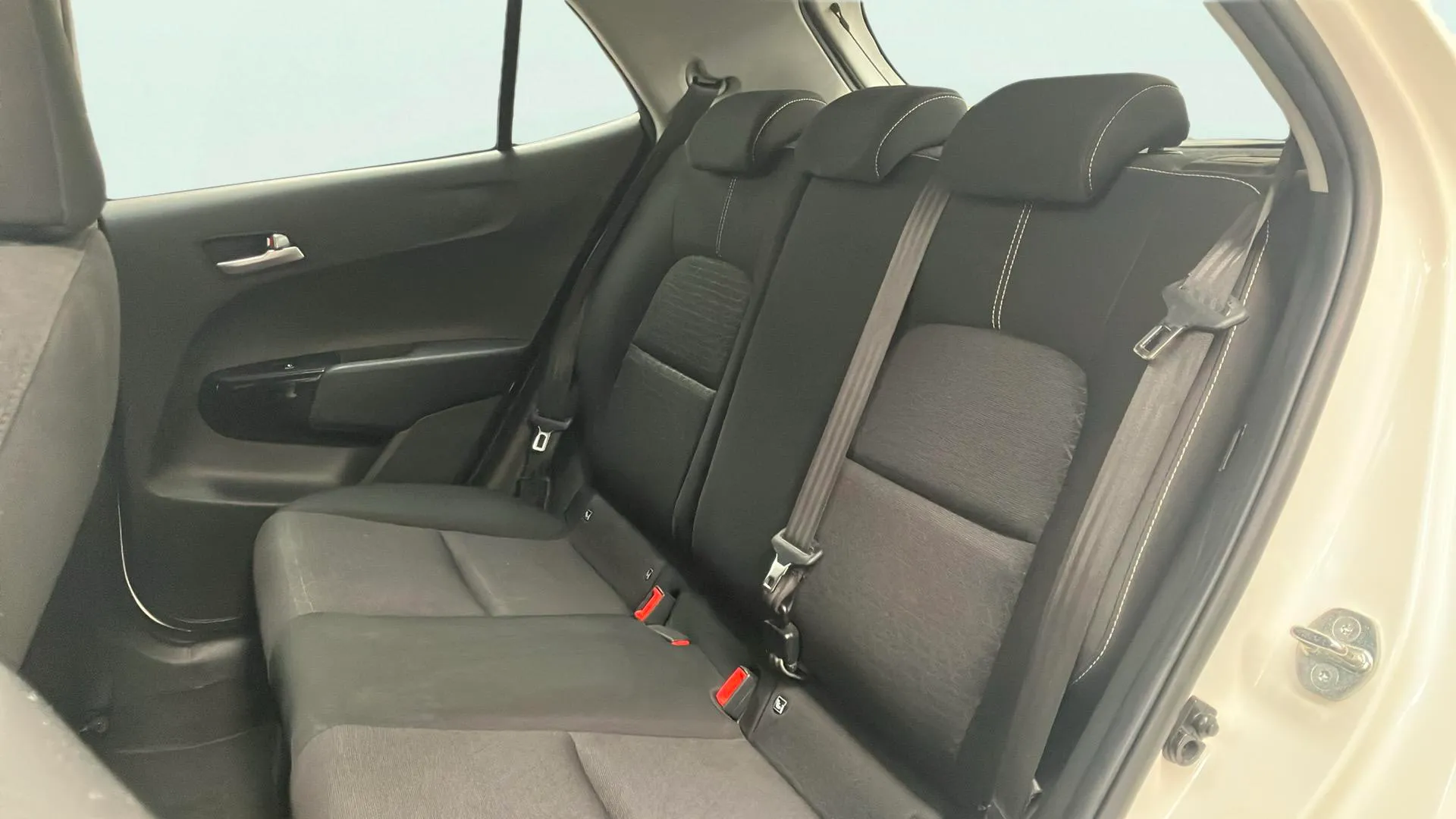 Kia Picanto 1.0 DPi Concept Pack Comfort - foto 19