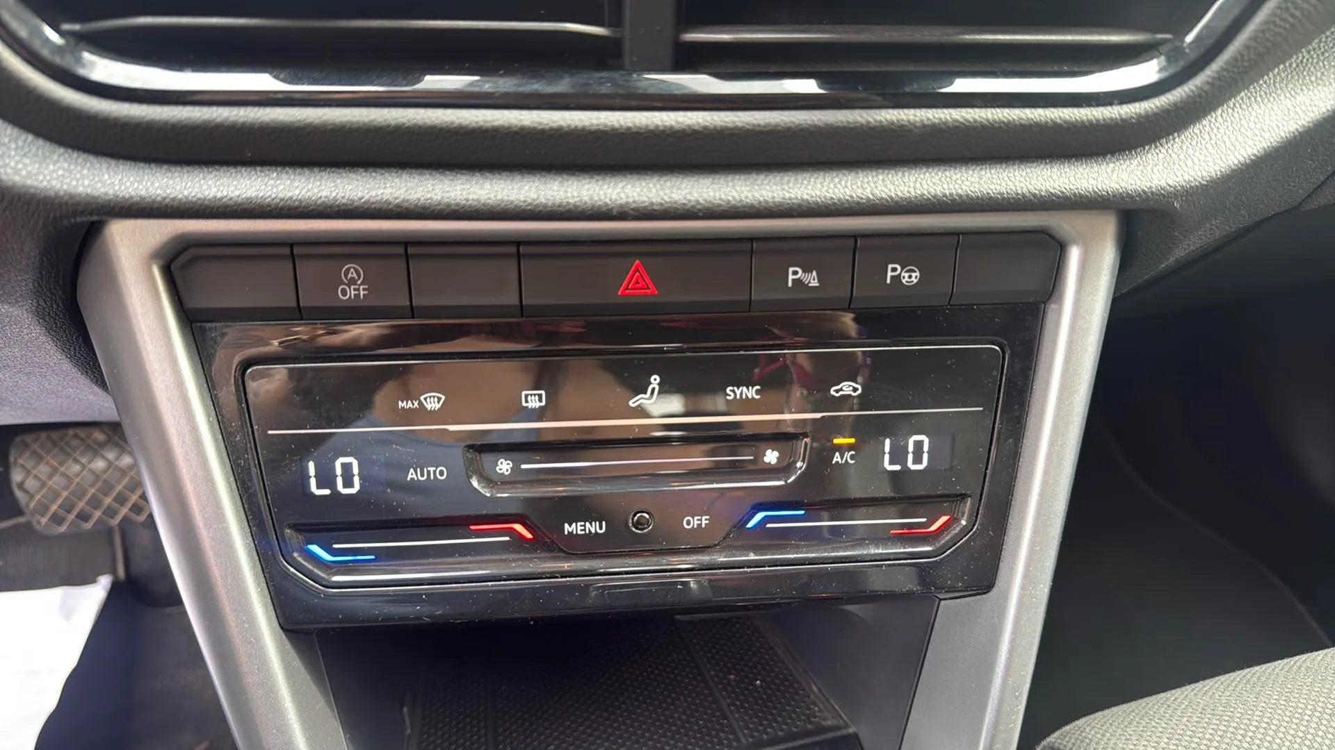 Volkswagen T-Roc Life 2.0 TDI DSG - foto 17