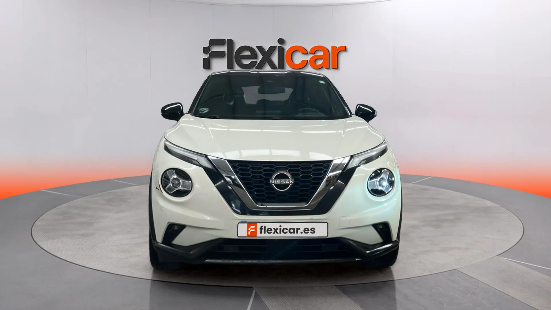 Nissan Juke DIG-T 6M/T Tekna - foto 2