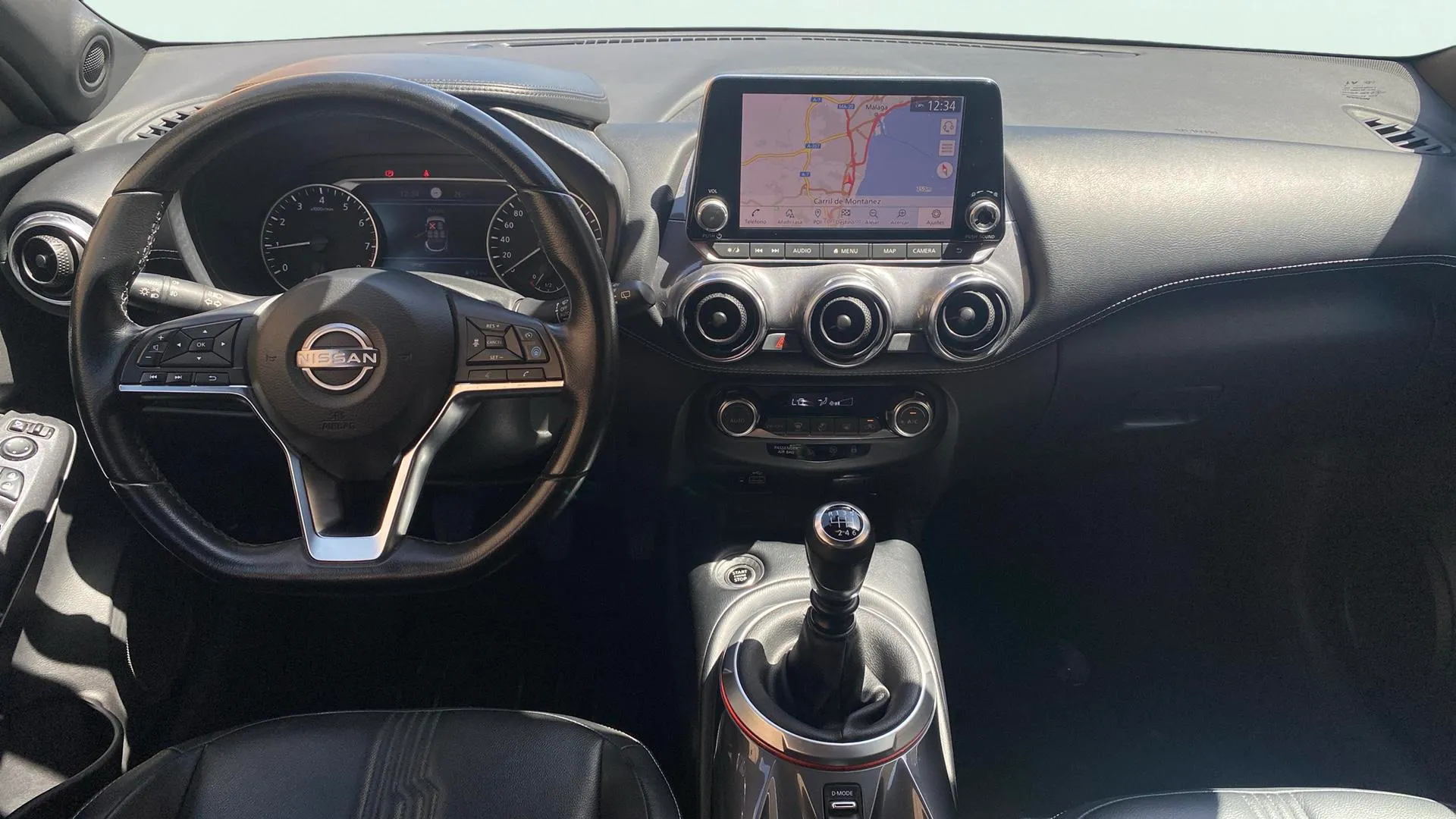 Nissan Juke DIG-T 6M/T Tekna - foto 10