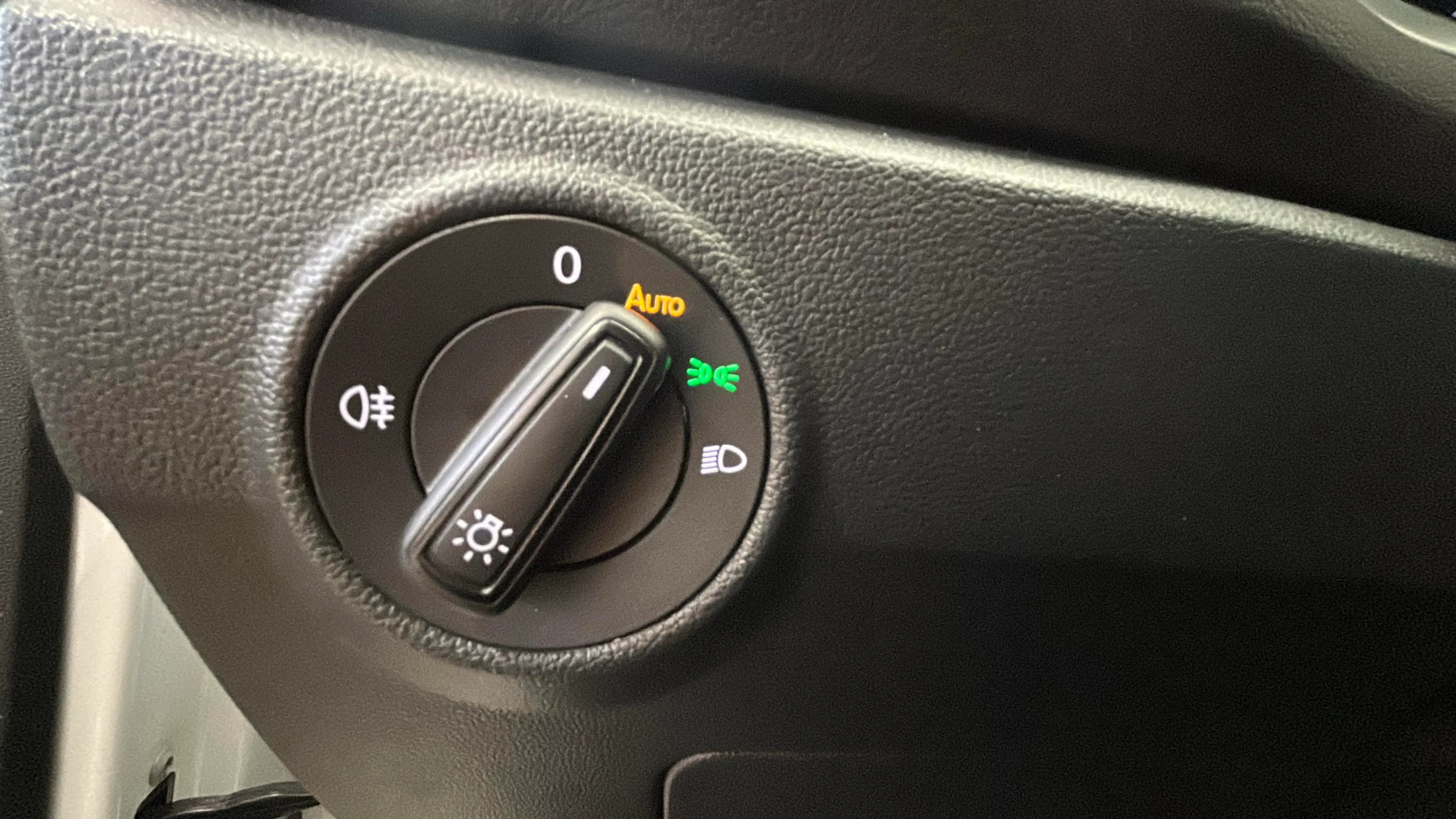 Volkswagen T-Roc Life 2.0 TDI DSG - foto 18