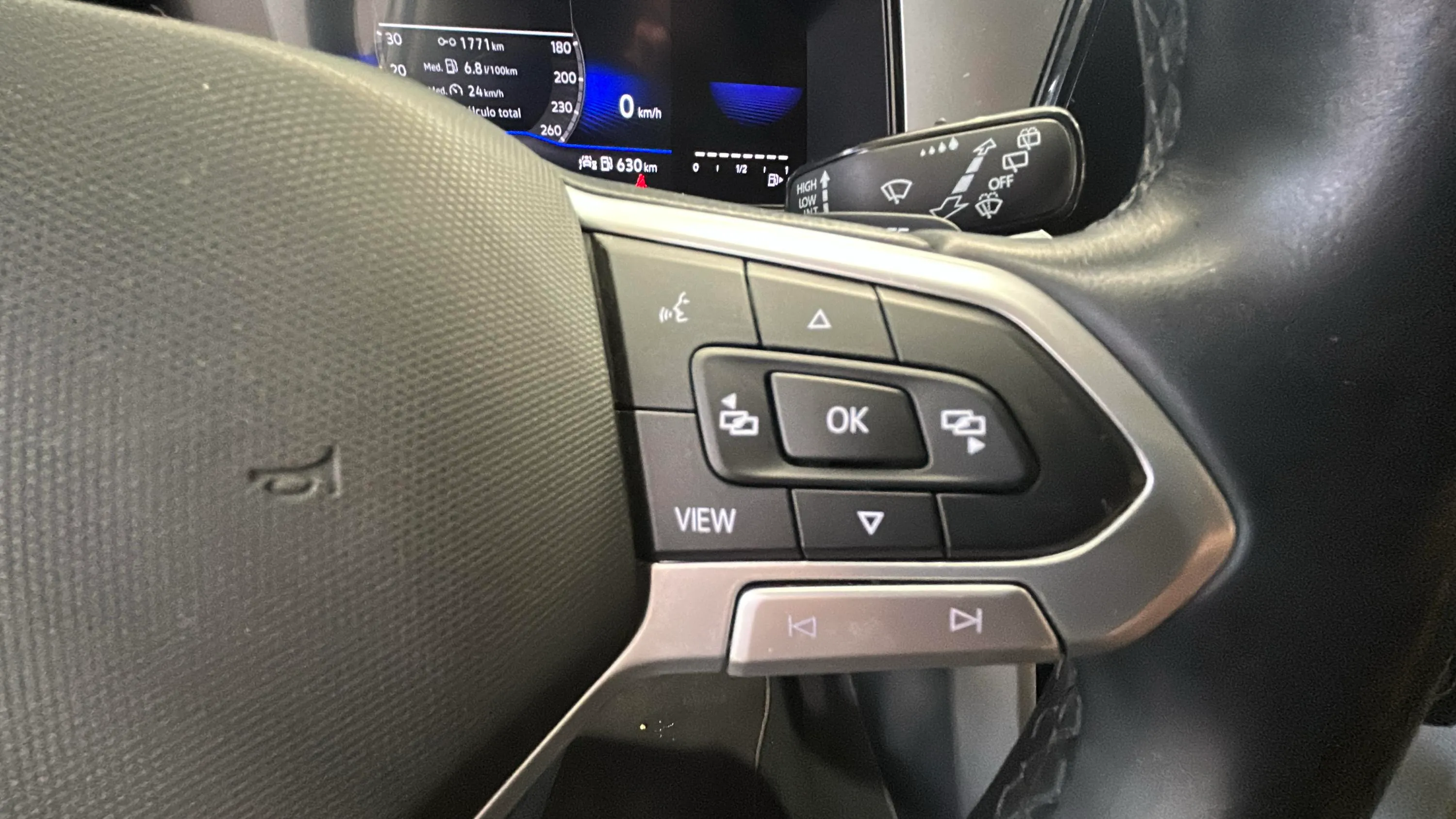 Volkswagen T-Roc Life 2.0 TDI DSG - foto 20