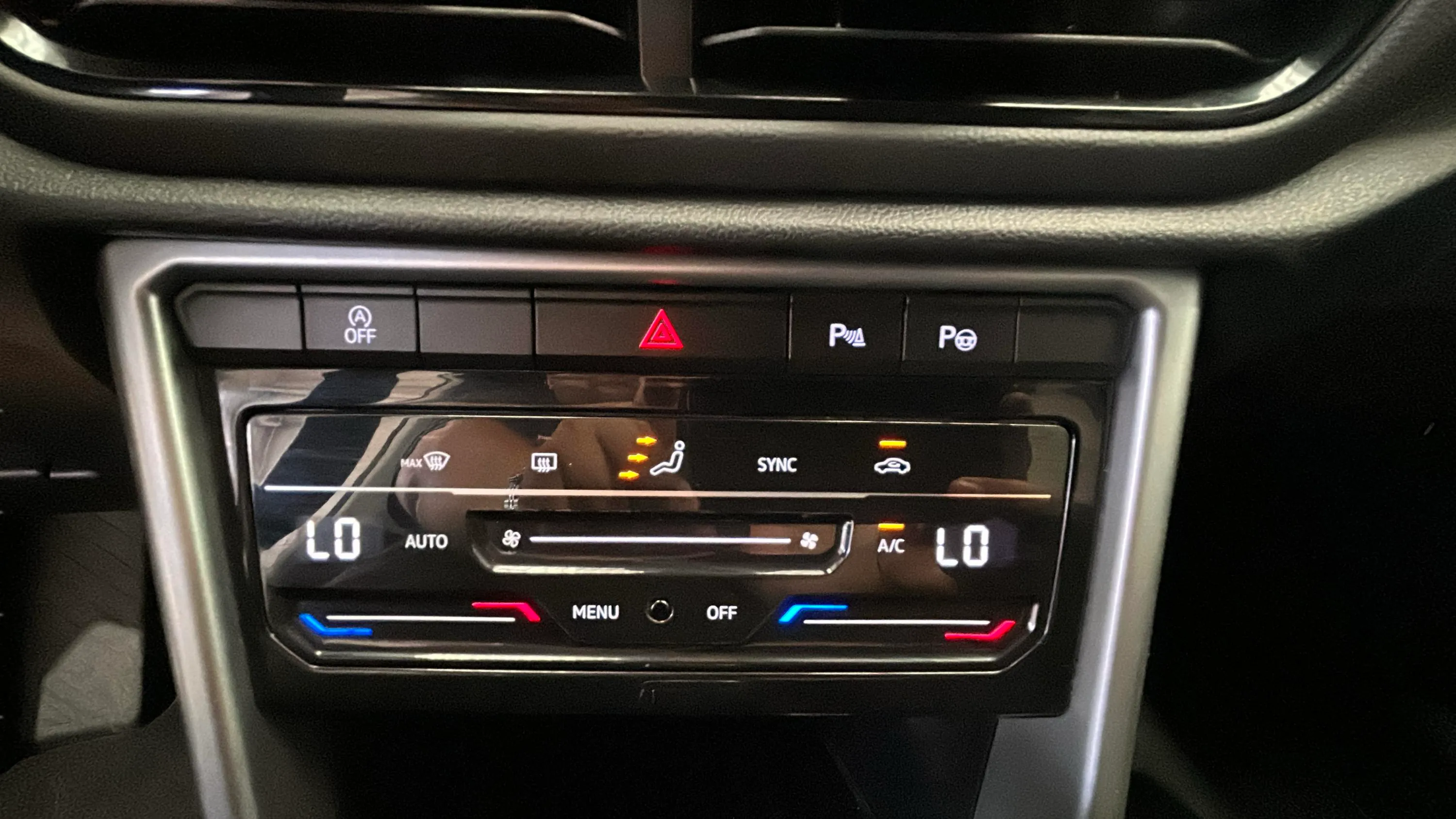 Volkswagen T-Roc Life 2.0 TDI DSG - foto 26