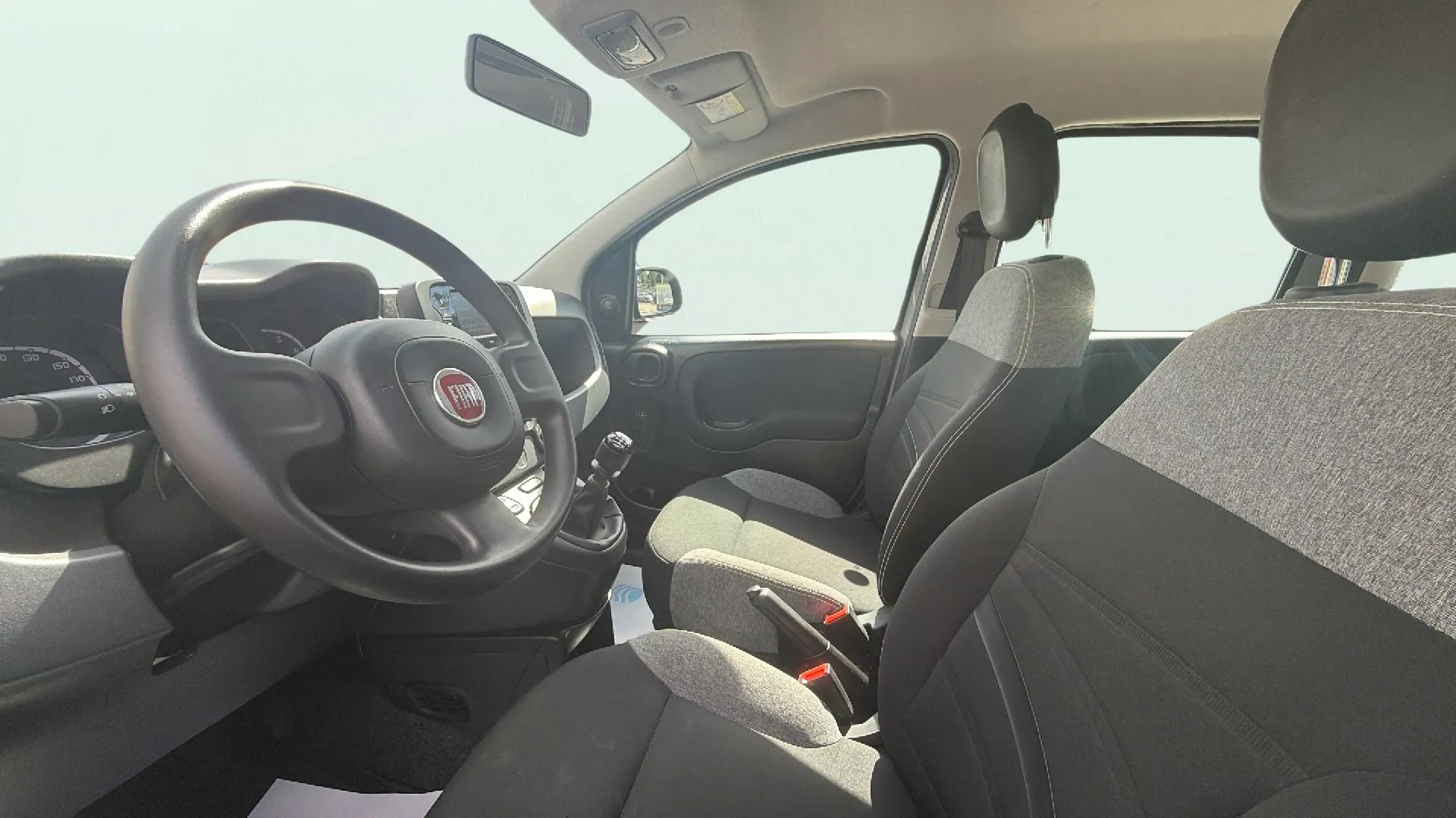 Fiat Panda Hybrid 1.0 - foto 20
