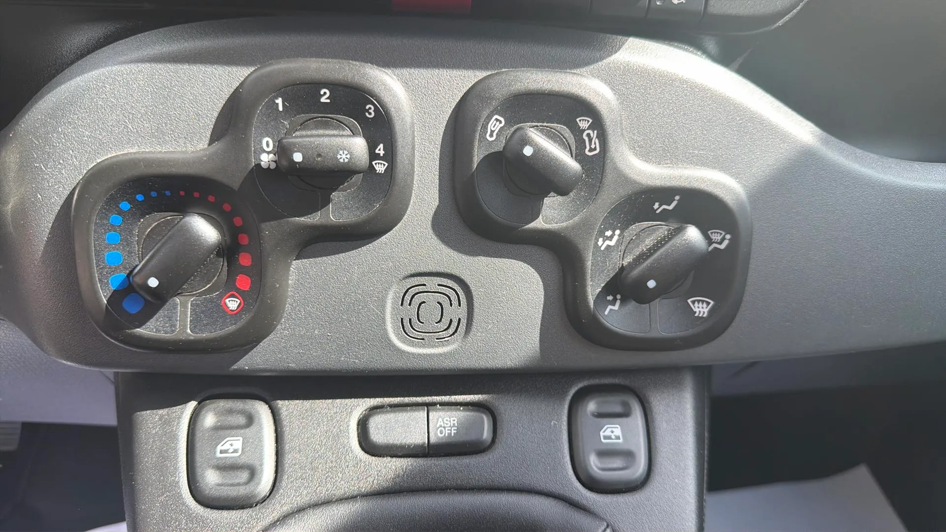 Fiat Panda Hybrid 1.0 - foto 16