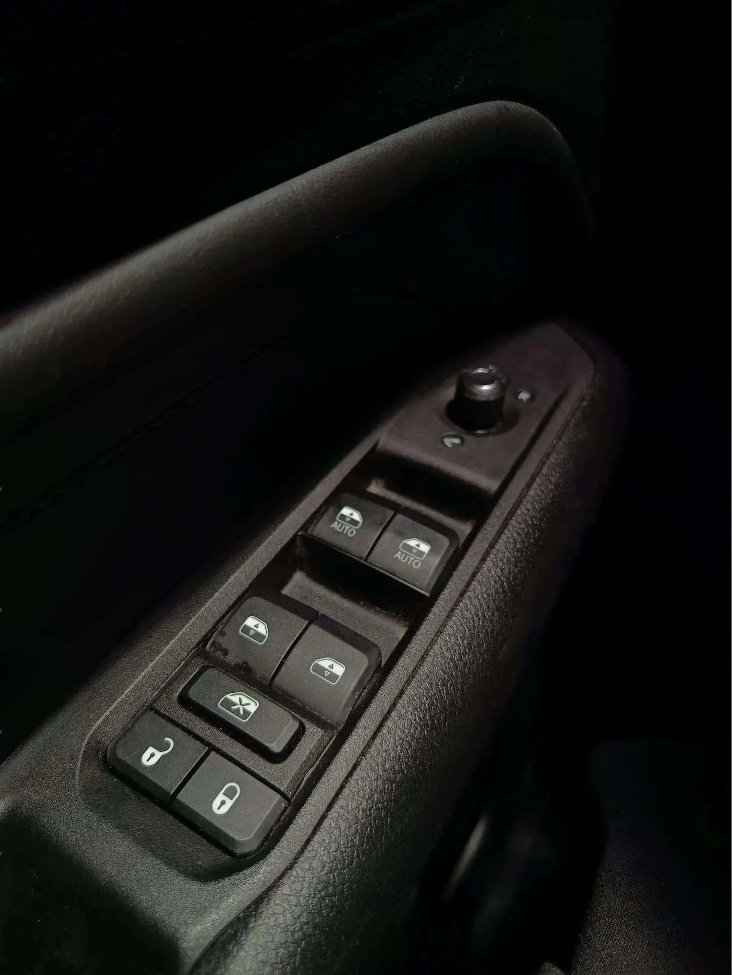 Jeep Compass 1.3 PHEV S AWD - foto 9