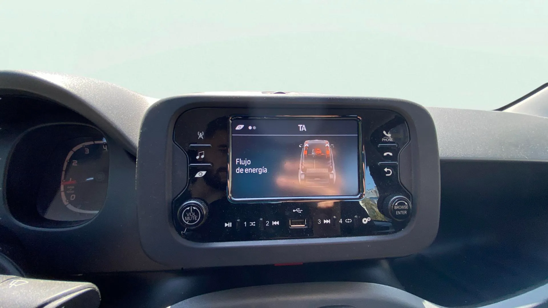 Fiat Panda Cross 1.0 Hybrid - foto 17