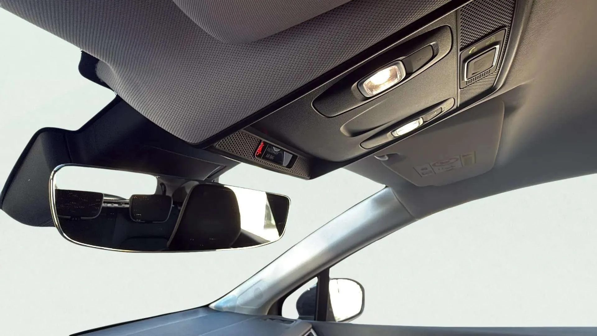 Renault Captur Zen E-Tech Híbrido enchufable - foto 19