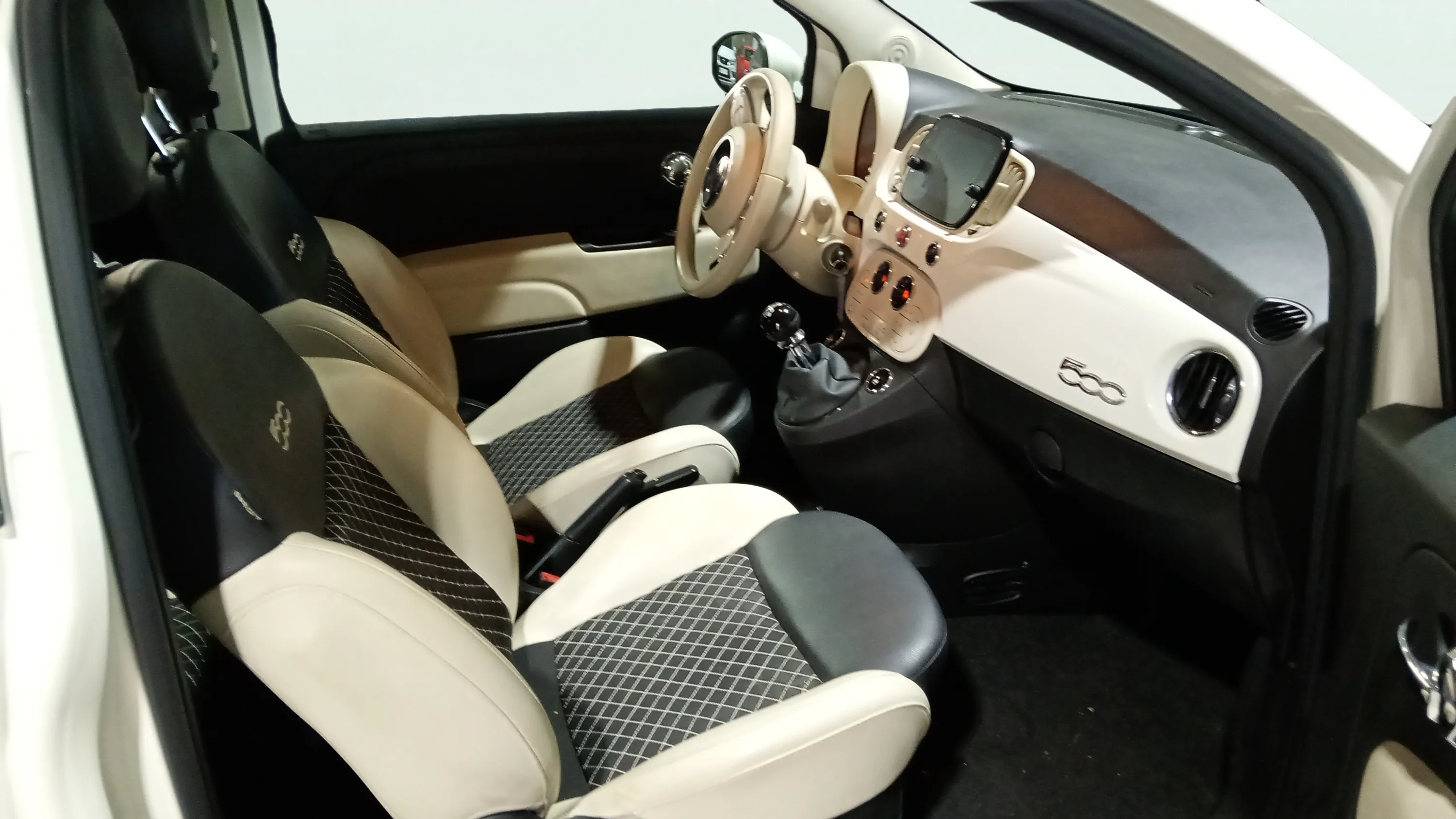 Fiat 500 Dolcevita 1.0 Hybrid - foto 9