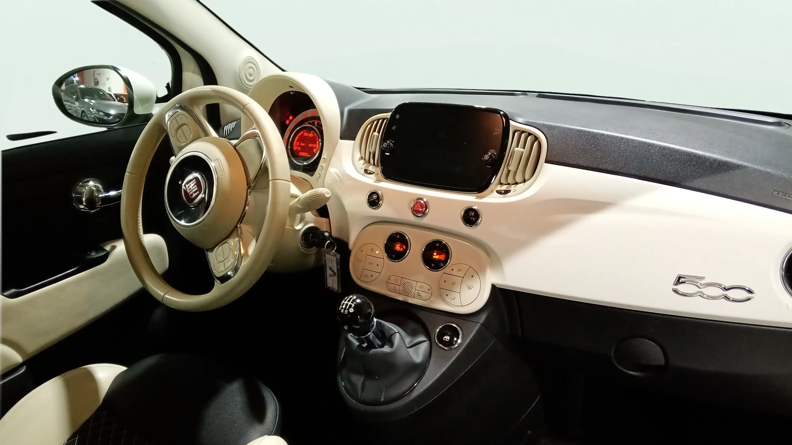 Fiat 500 Dolcevita 1.0 Hybrid - foto 11