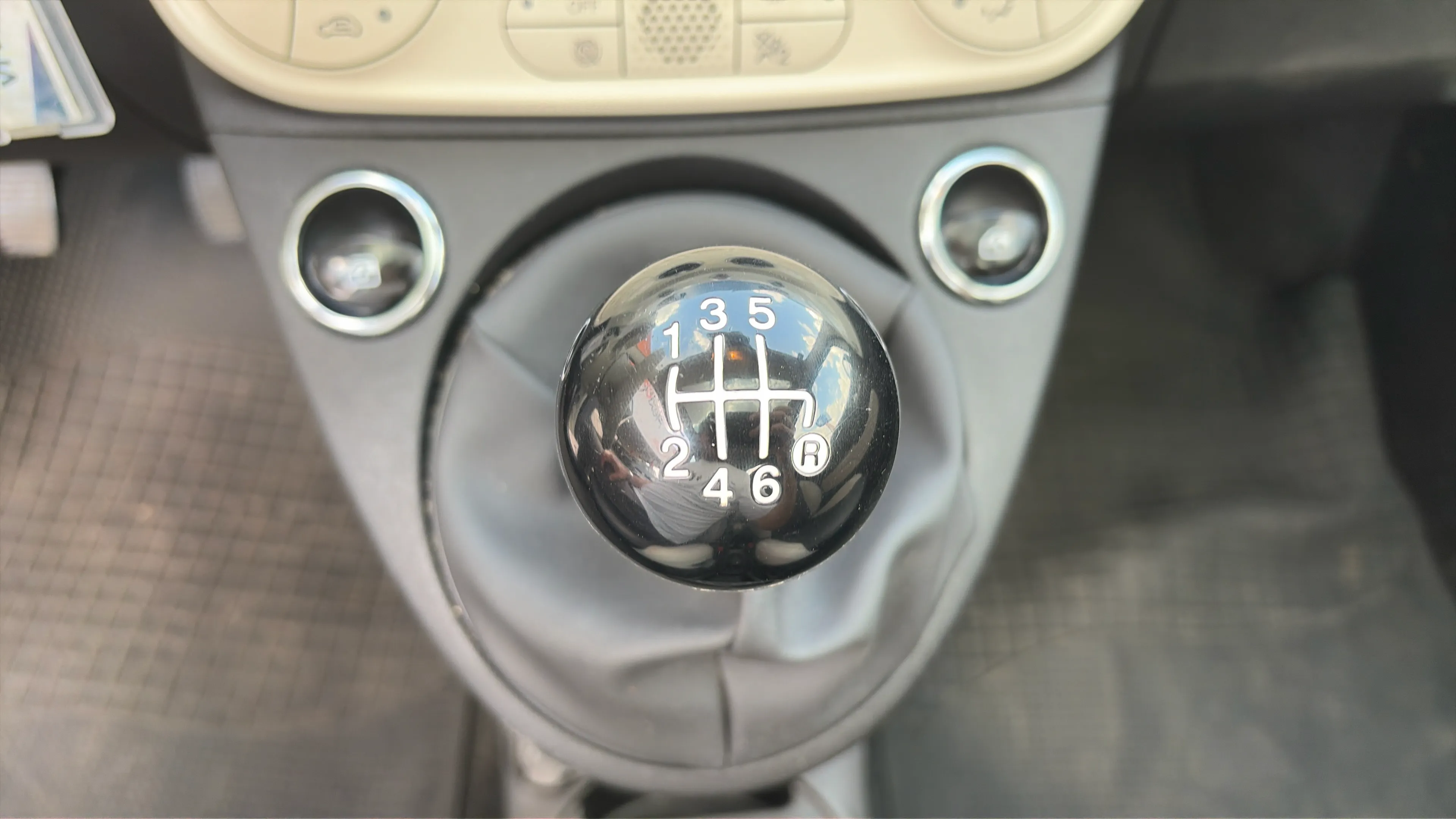 Fiat 500 Dolcevita 1.0 Hybrid - foto 21