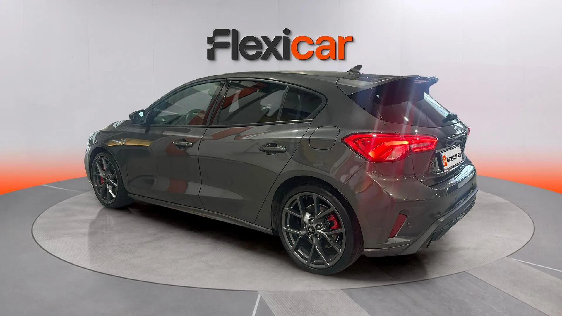 Ford Focus 2.3 EcoBoost ST 3 - foto 9