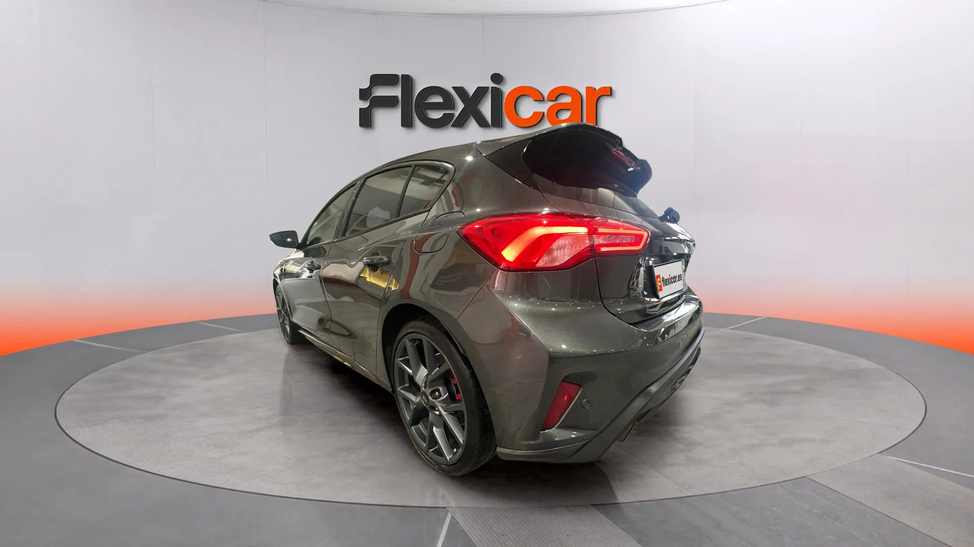Ford Focus 2.3 EcoBoost ST 3 - foto 12