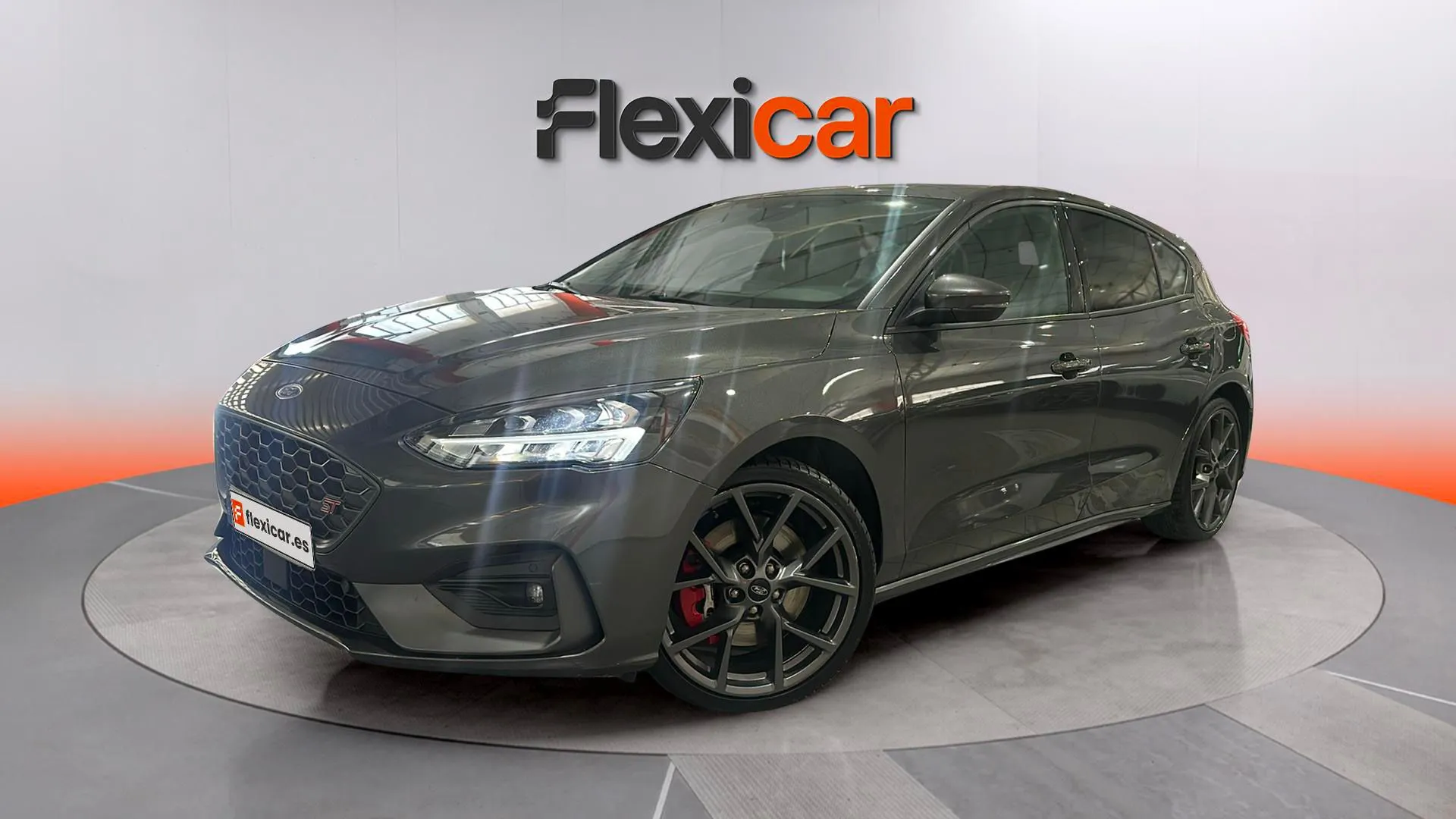 Ford Focus 2.3 EcoBoost ST 3 - foto 2