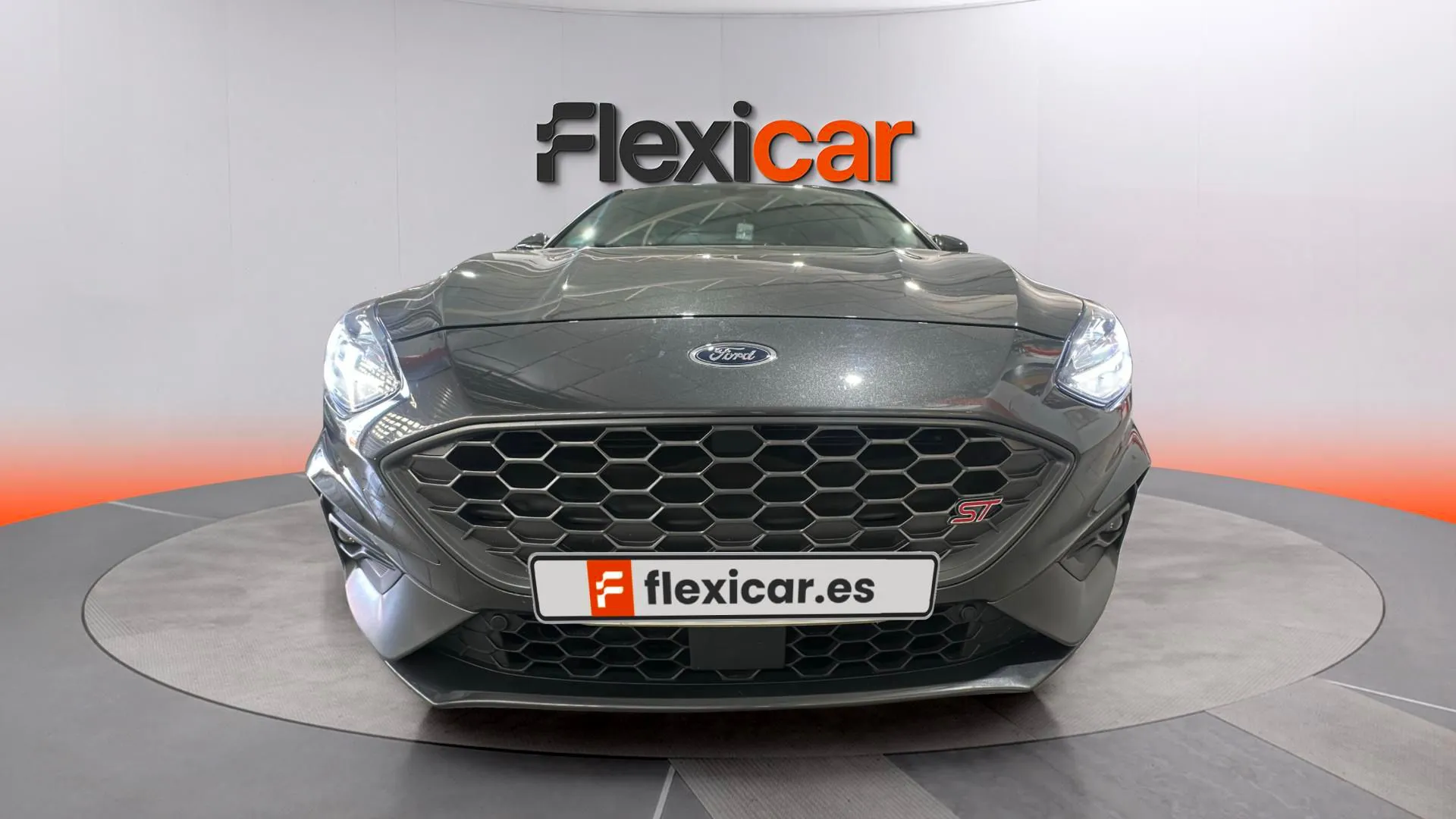 Ford Focus 2.3 EcoBoost ST 3 - foto 4