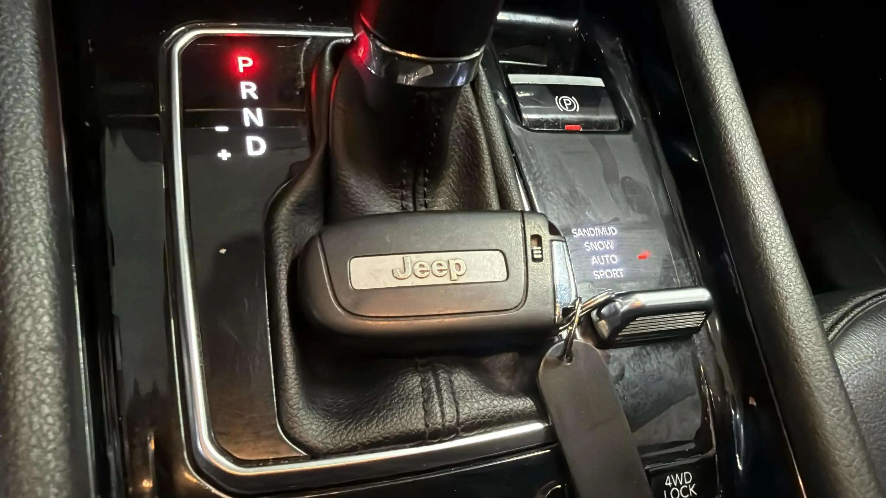 Jeep Compass 1.3 PHEV S AWD - foto 13