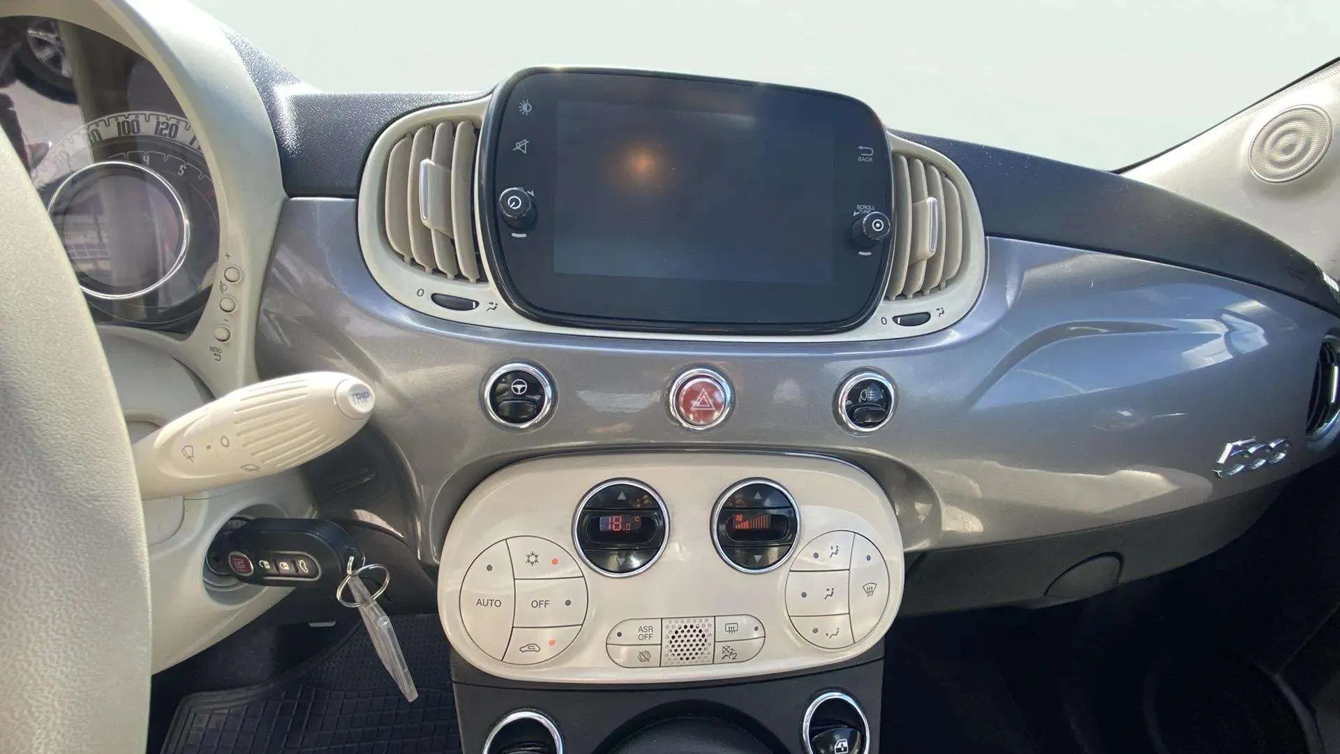 Fiat 500 Dolcevita 1.0 Hybrid - foto 11