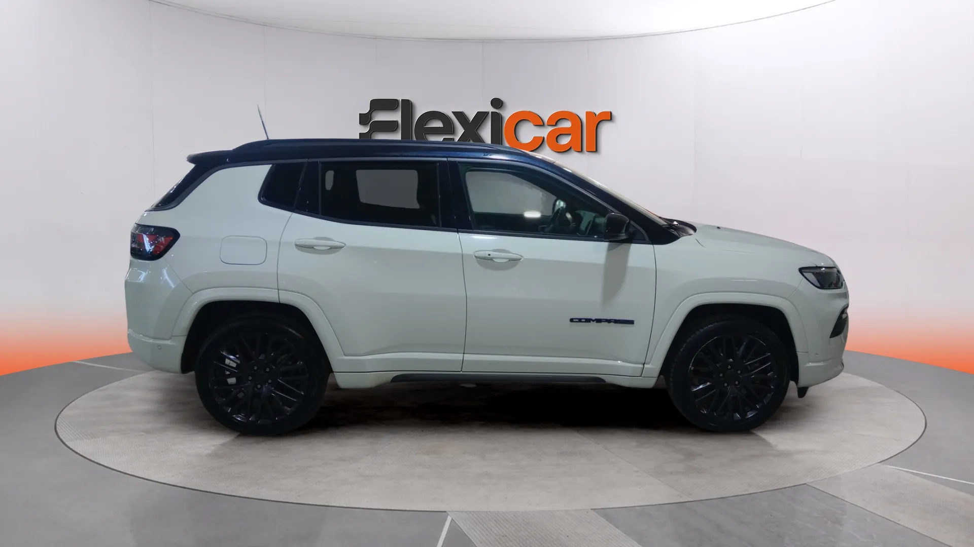 Jeep Compass 1.3 PHEV S AWD - foto 3
