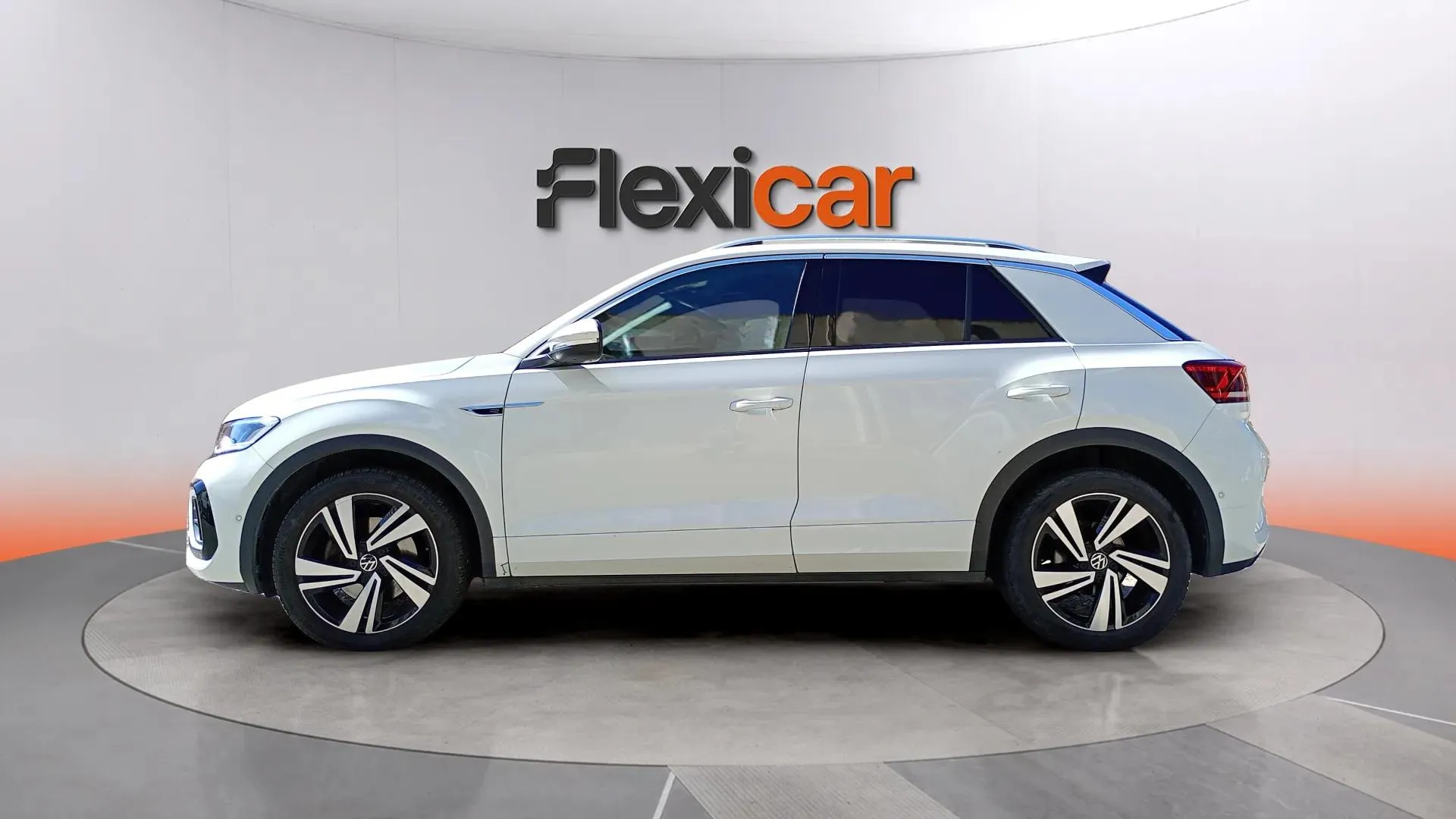 Volkswagen T-Roc R-Line 2.0 TDI DSG - foto 4