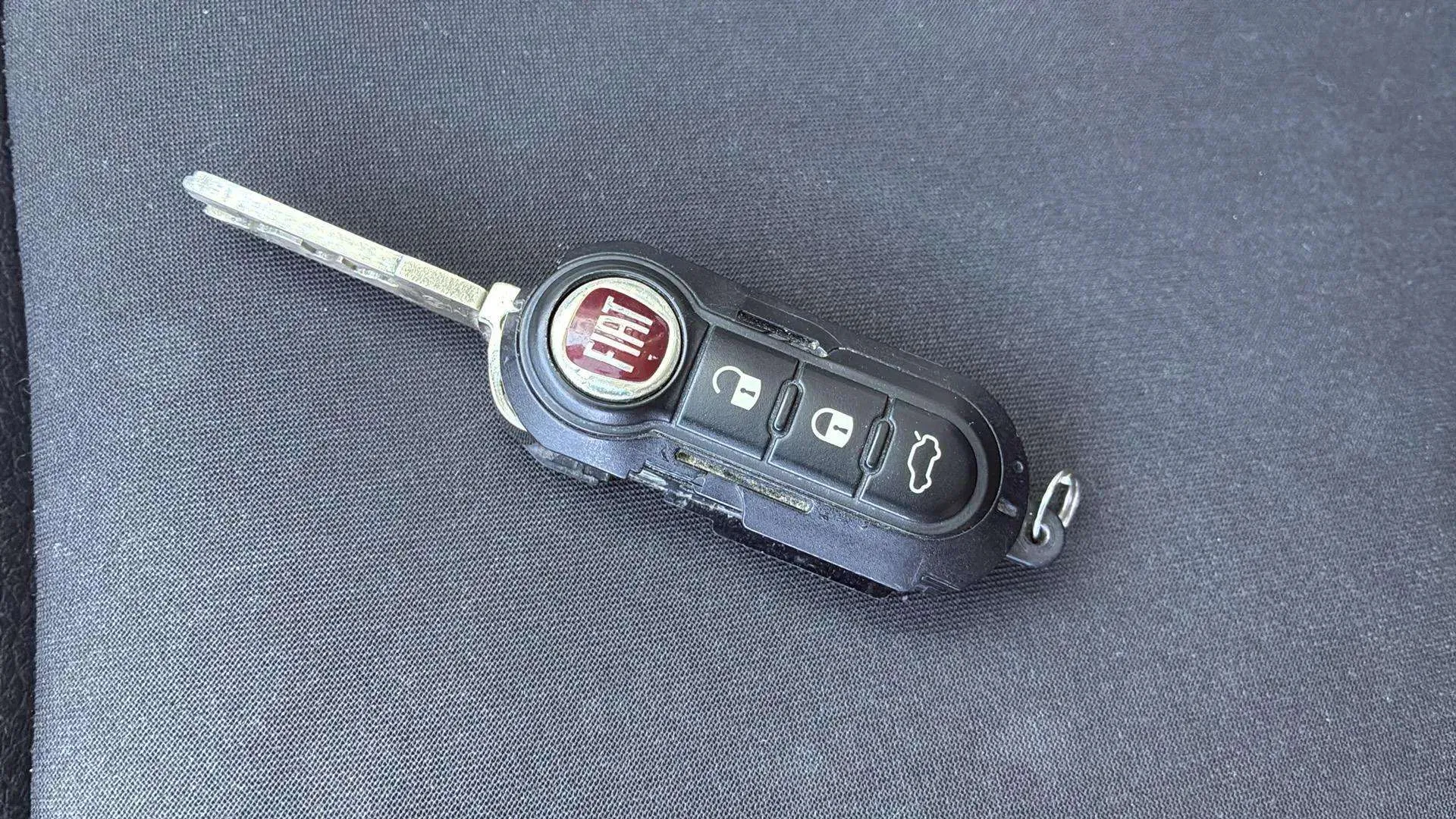 Fiat 500 Dolcevita 1.0 Hybrid - foto 31