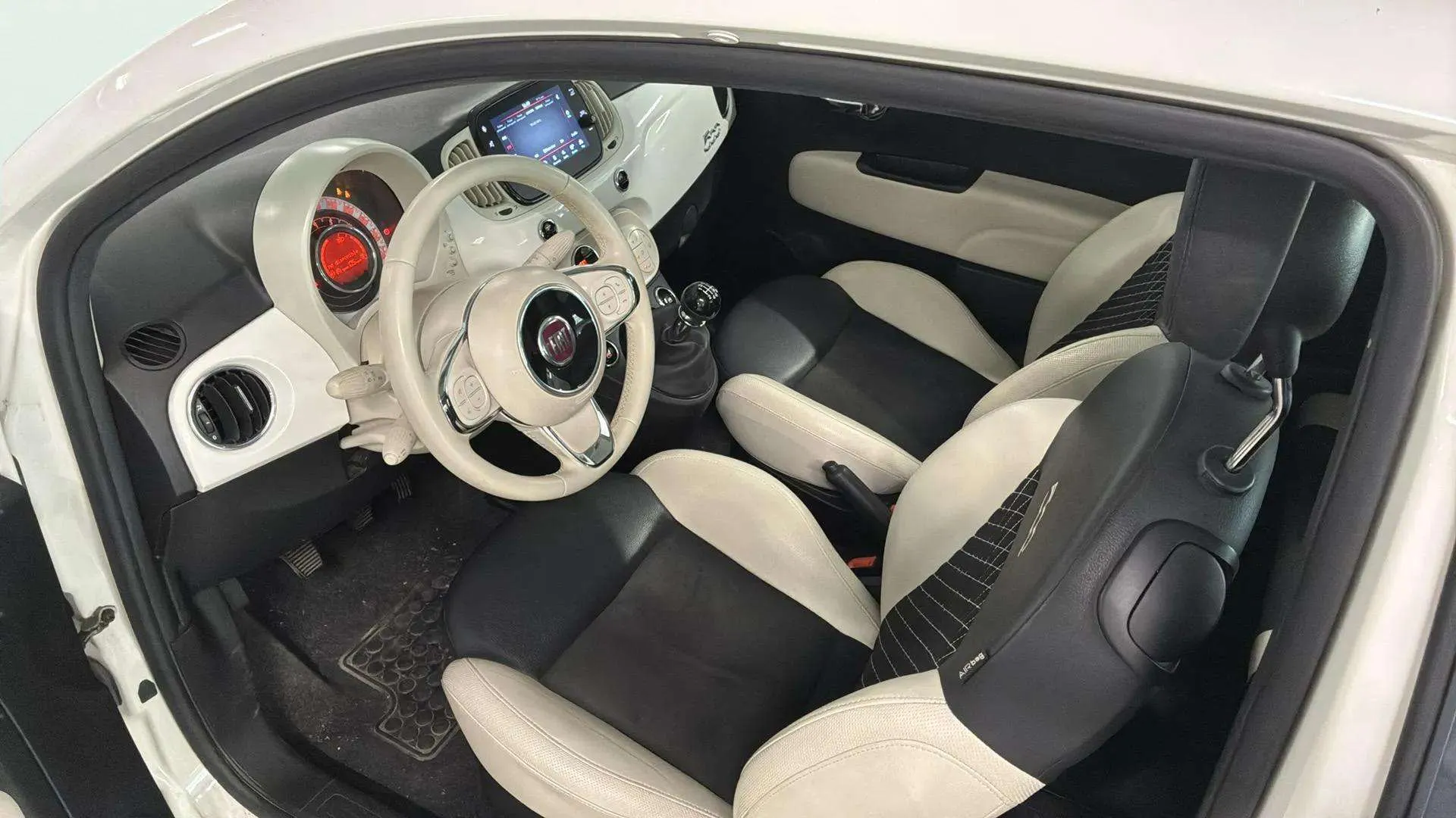 Fiat 500 Dolcevita 1.0 Hybrid - foto 10