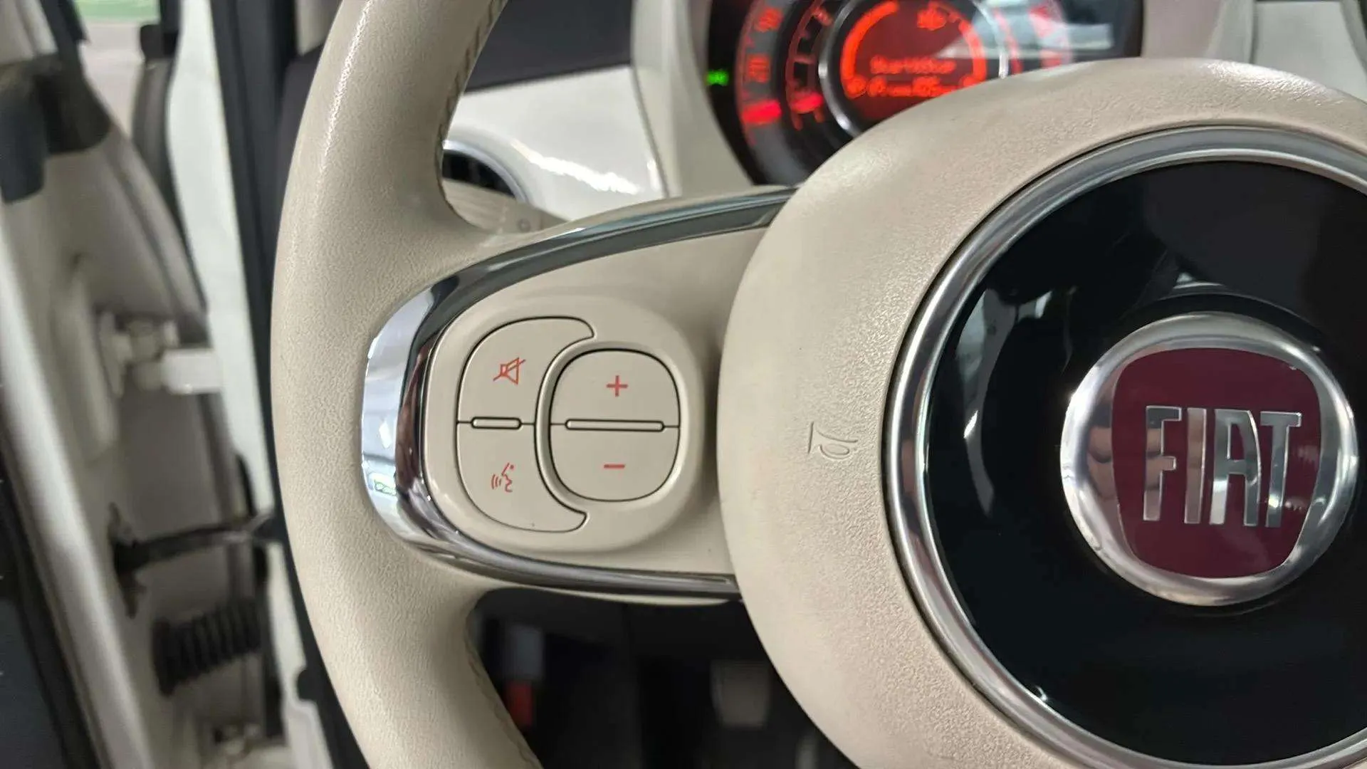 Fiat 500 Dolcevita 1.0 Hybrid - foto 18