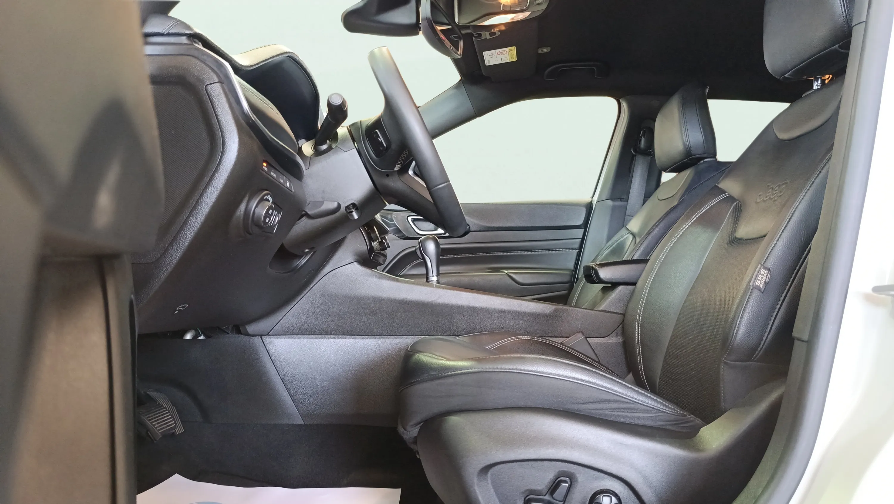 Jeep Compass 1.3 PHEV S AWD - foto 34