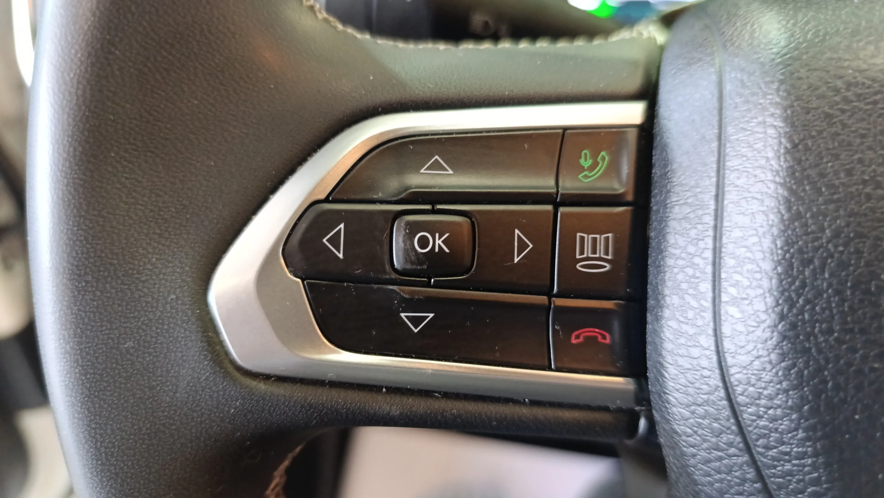 Jeep Compass 1.3 PHEV S AWD - foto 11
