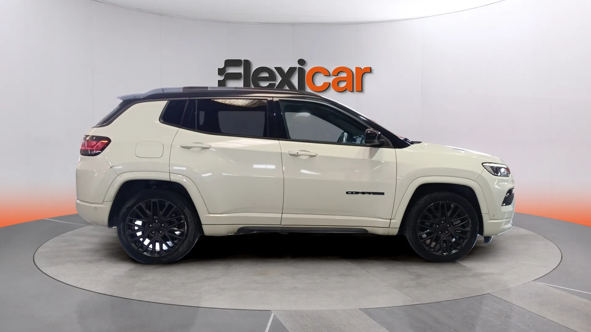 Jeep Compass 1.3 PHEV S AWD - foto 2