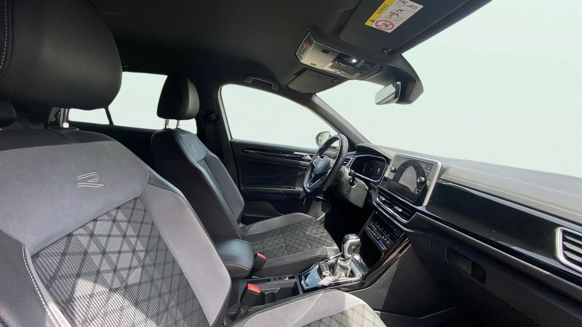 Volkswagen T-Roc R-Line 2.0 TDI DSG - foto 10