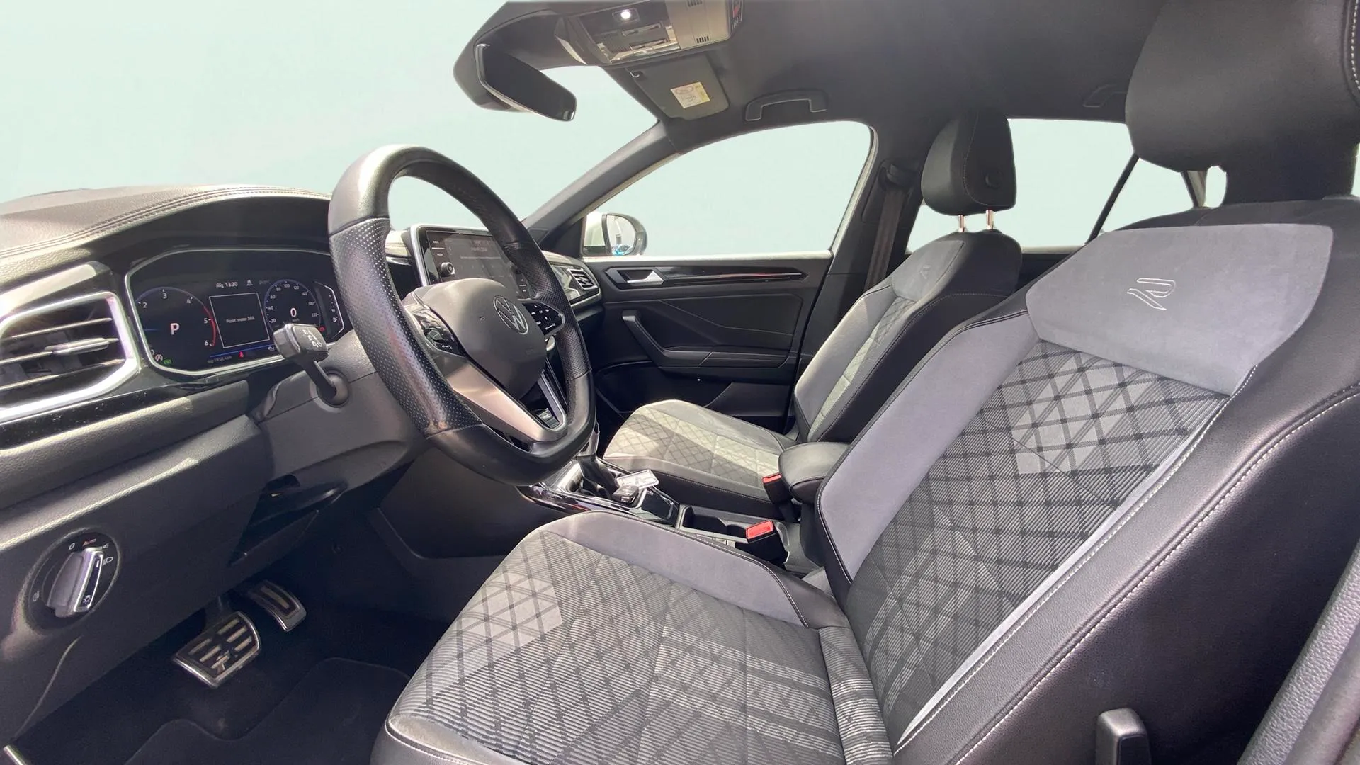 Volkswagen T-Roc R-Line 2.0 TDI DSG - foto 9