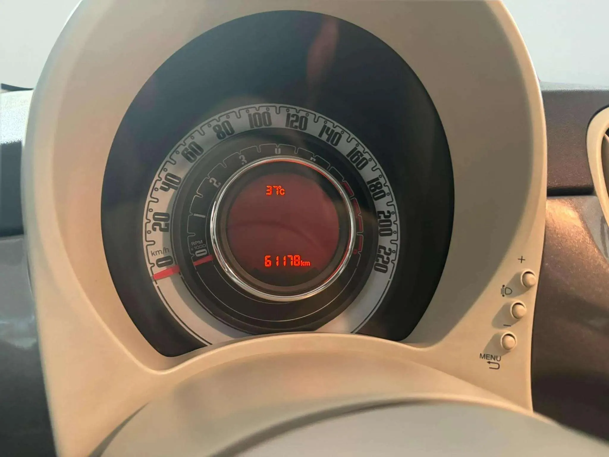 Fiat 500 Dolcevita 1.0 Hybrid - foto 12