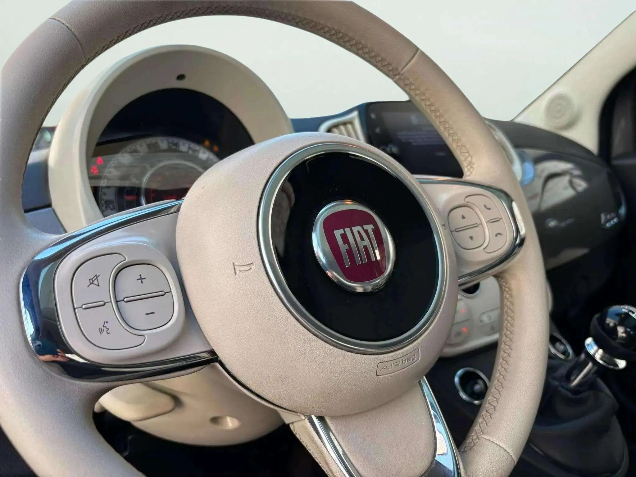 Fiat 500 Dolcevita 1.0 Hybrid - foto 4