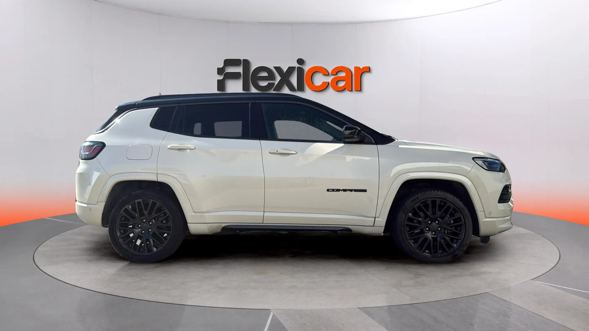 Jeep Compass 1.3 PHEV 80th AWD - foto 8