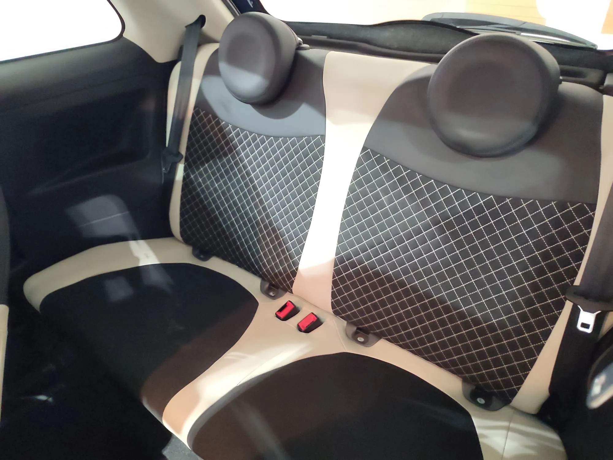 Fiat 500 Dolcevita 1.0 Hybrid - foto 19