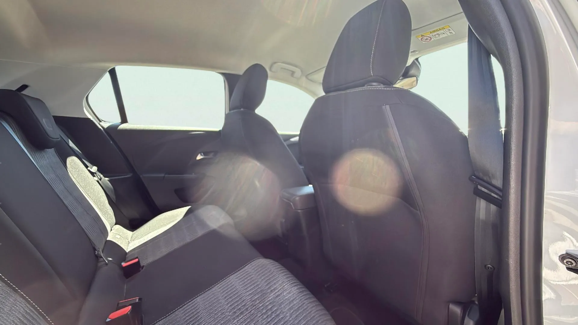 Opel Corsa 1.2 XEL Edition - foto 17