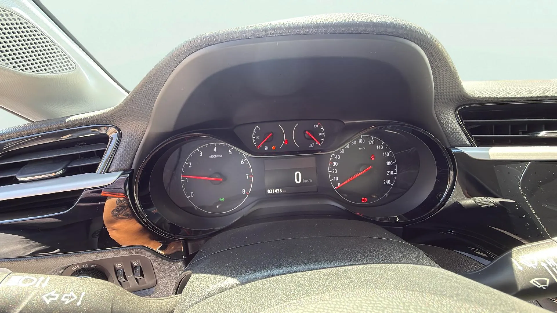 Opel Corsa 1.2 XEL Edition - foto 13