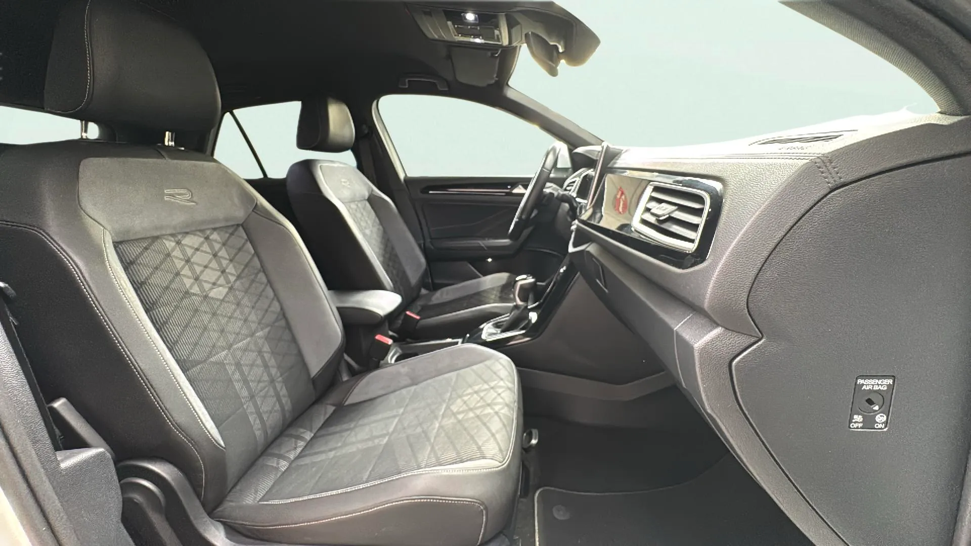 Volkswagen T-Roc R-Line 2.0 TDI DSG - foto 10
