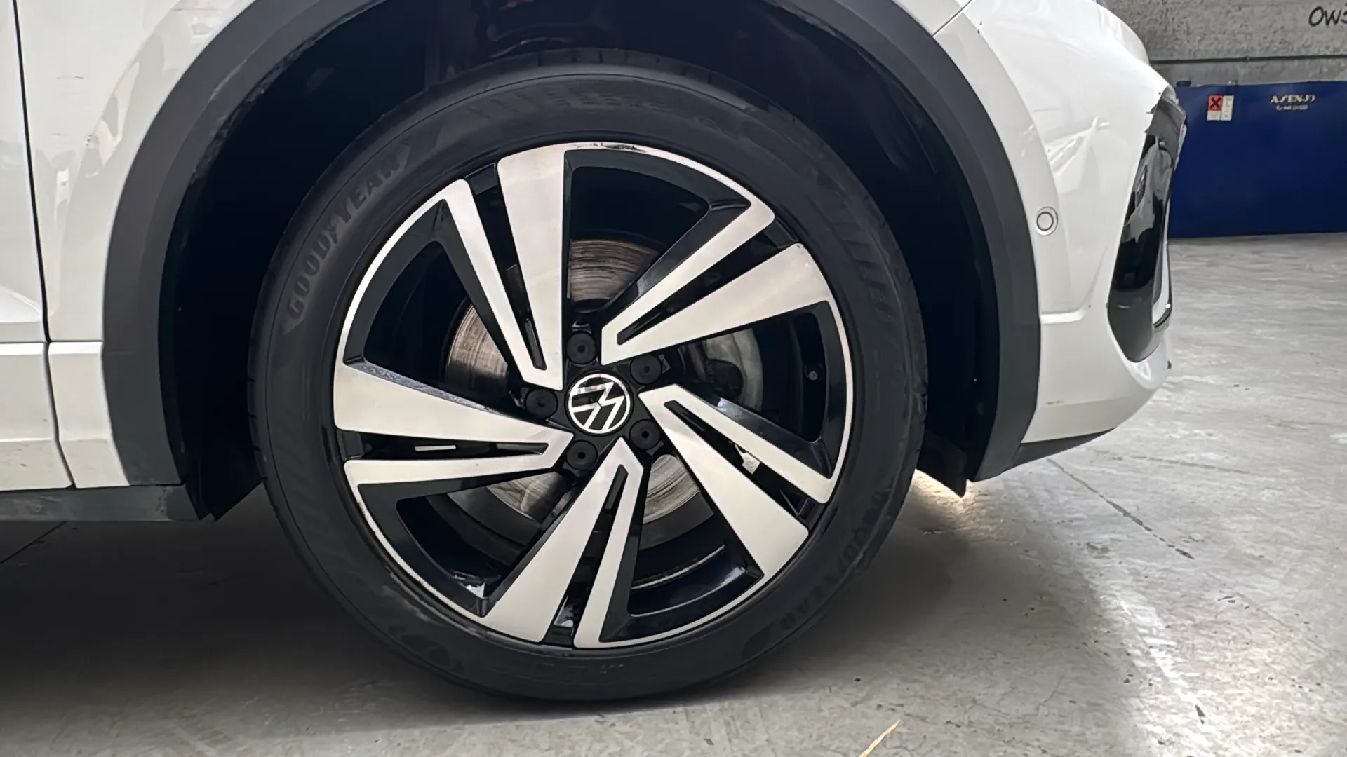 Volkswagen T-Roc R-Line 2.0 TDI DSG - foto 26