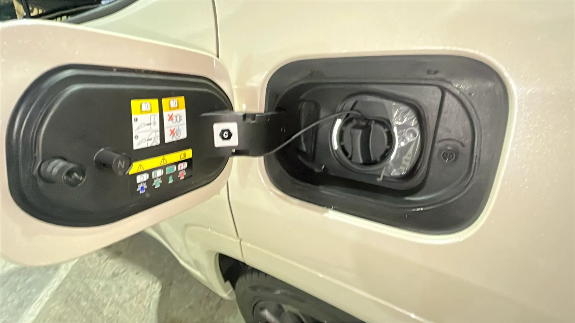 Jeep Compass 1.3 PHEV Trailhawk AWD - foto 24