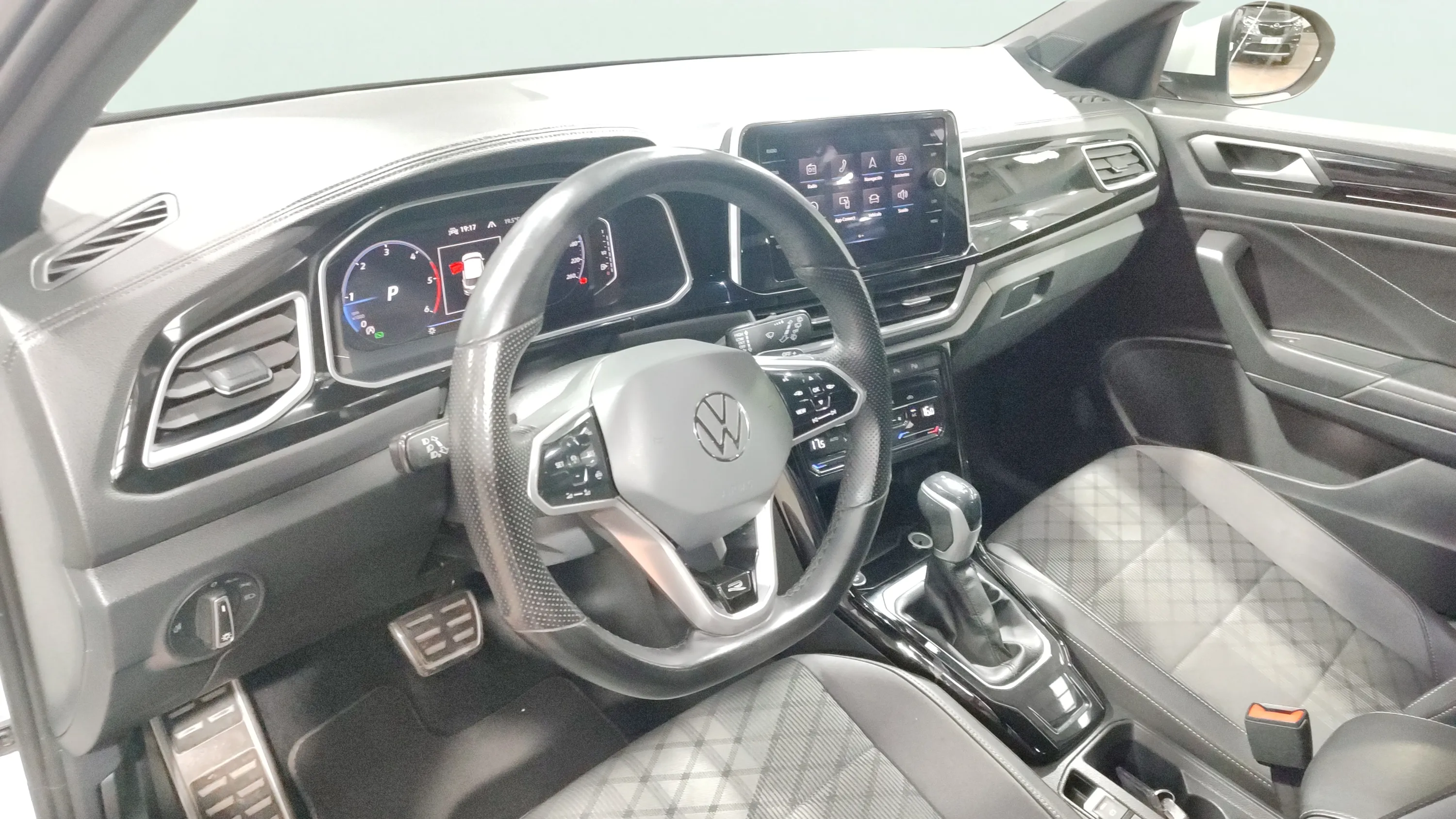 Volkswagen T-Roc R-Line 2.0 TDI DSG - foto 21