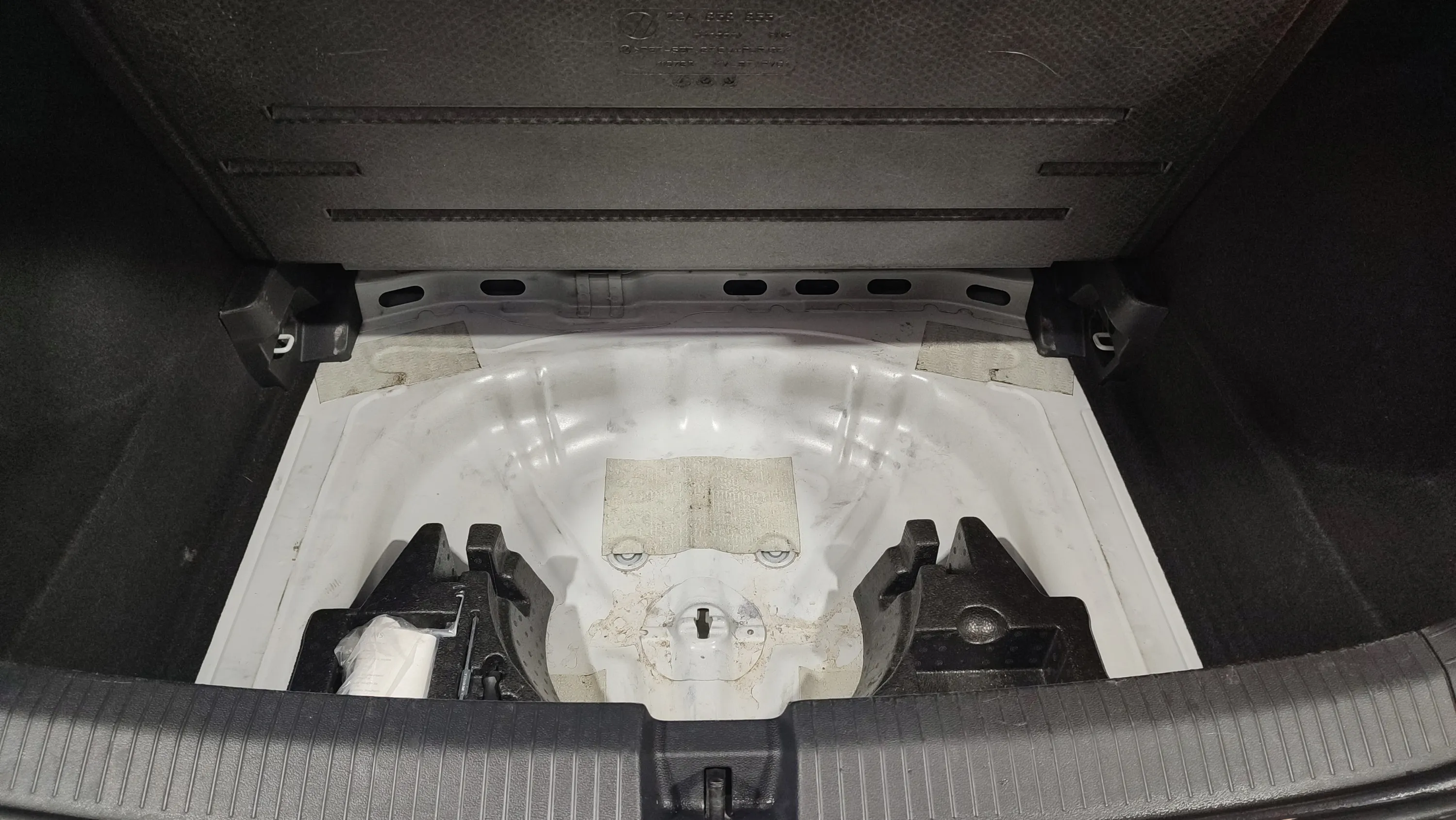 Volkswagen T-Roc R-Line 2.0 TDI DSG - foto 30