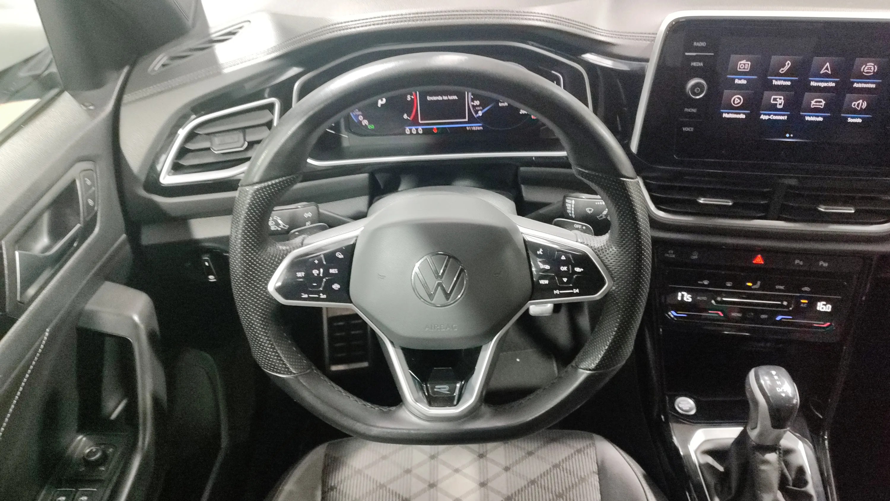 Volkswagen T-Roc R-Line 2.0 TDI DSG - foto 10