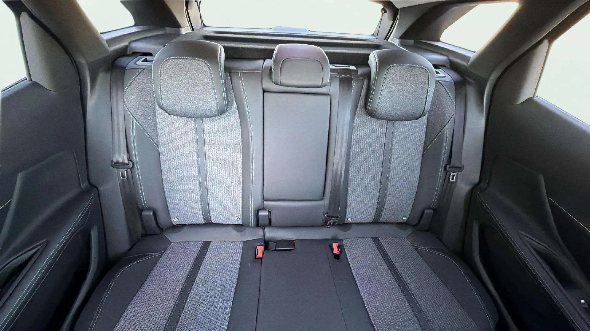 Peugeot 3008 1.5 BlueHDi Active - foto 22
